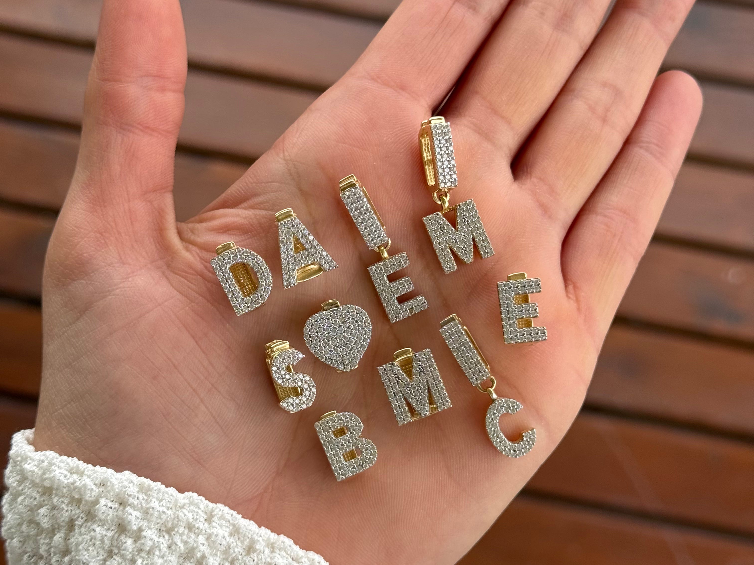 Özel Günler İçin Altın Hediye Fikirleri