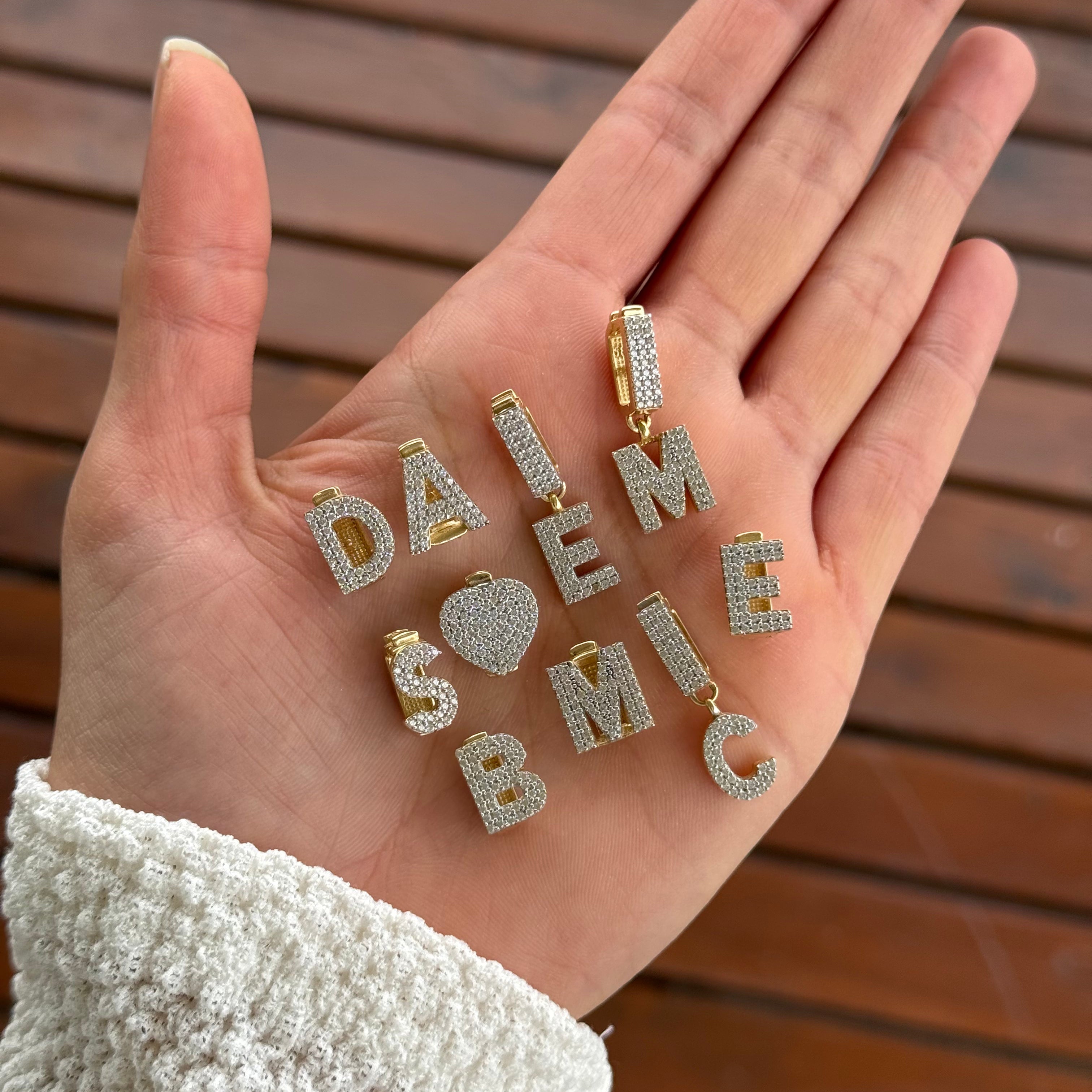 Özel Günler İçin Altın Hediye Fikirleri