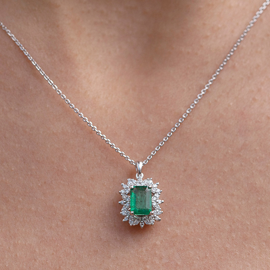 1.01 Karat Pırlanta Safir Kolye
