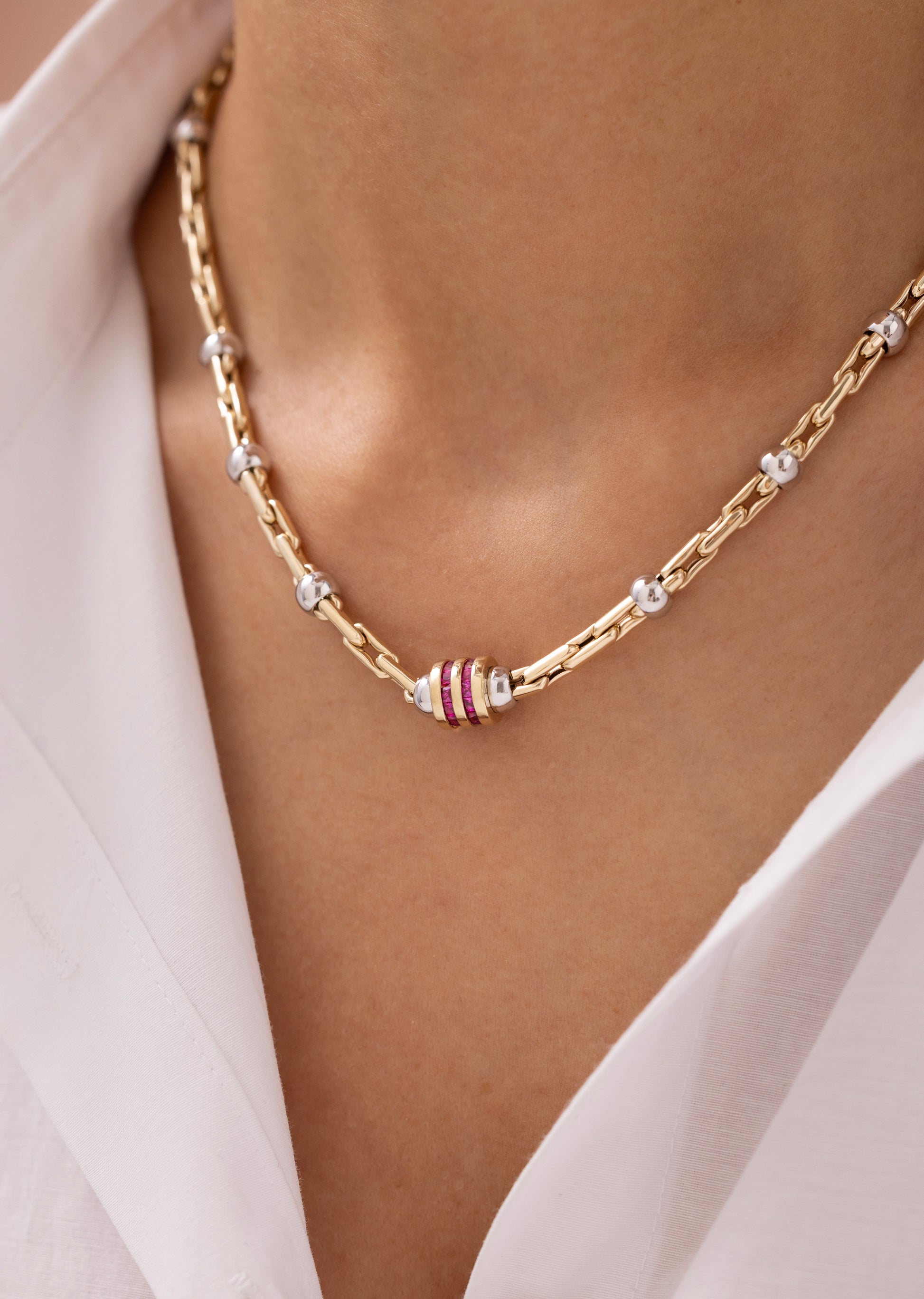 Cetaş Eterna Kırmızı Taşlı Çift Renkli 14 Ayar Altın Zincir Kolye