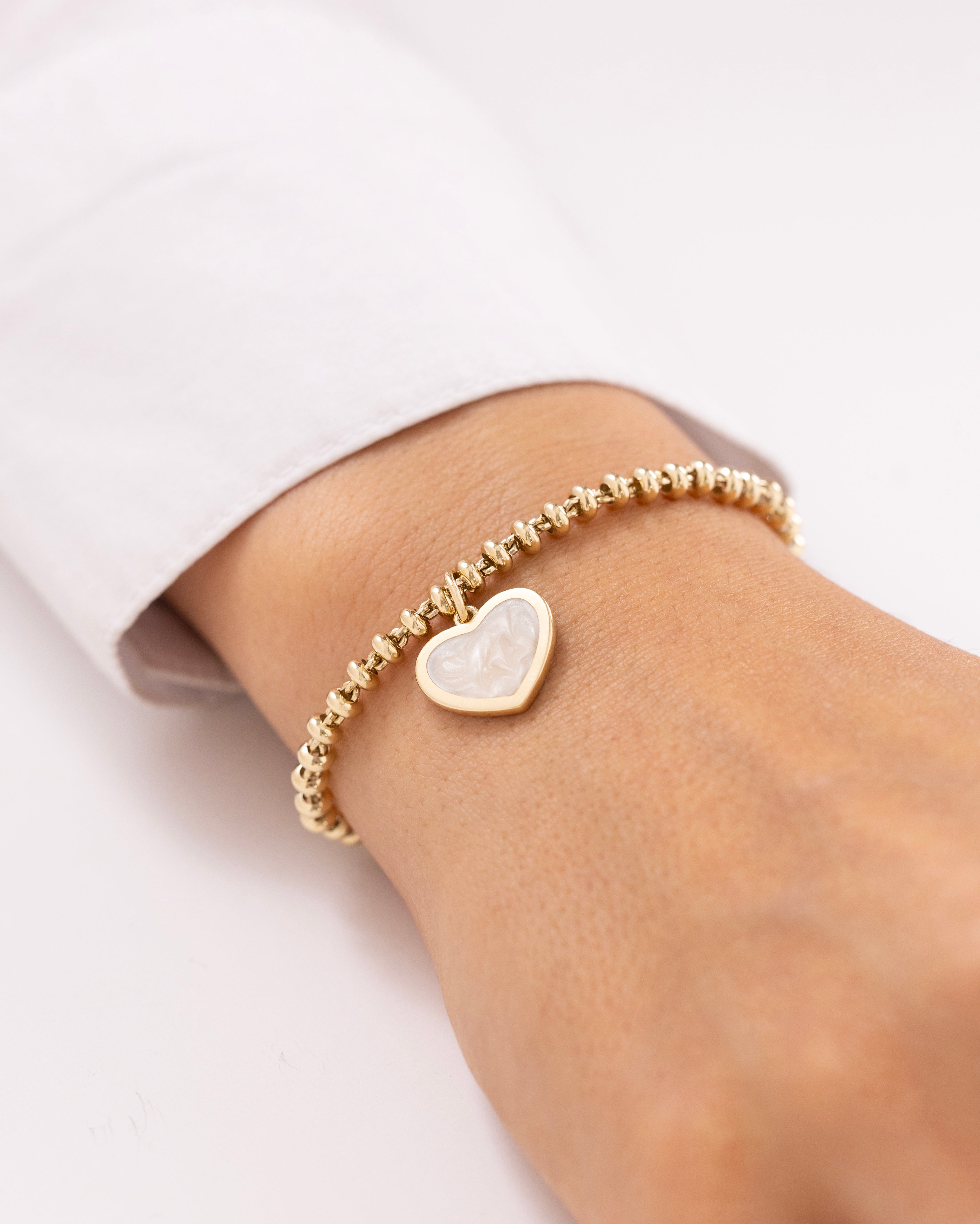 Cetaş Eterna Sedef Kalp Charmlı 14 Ayar Altın Bileklik