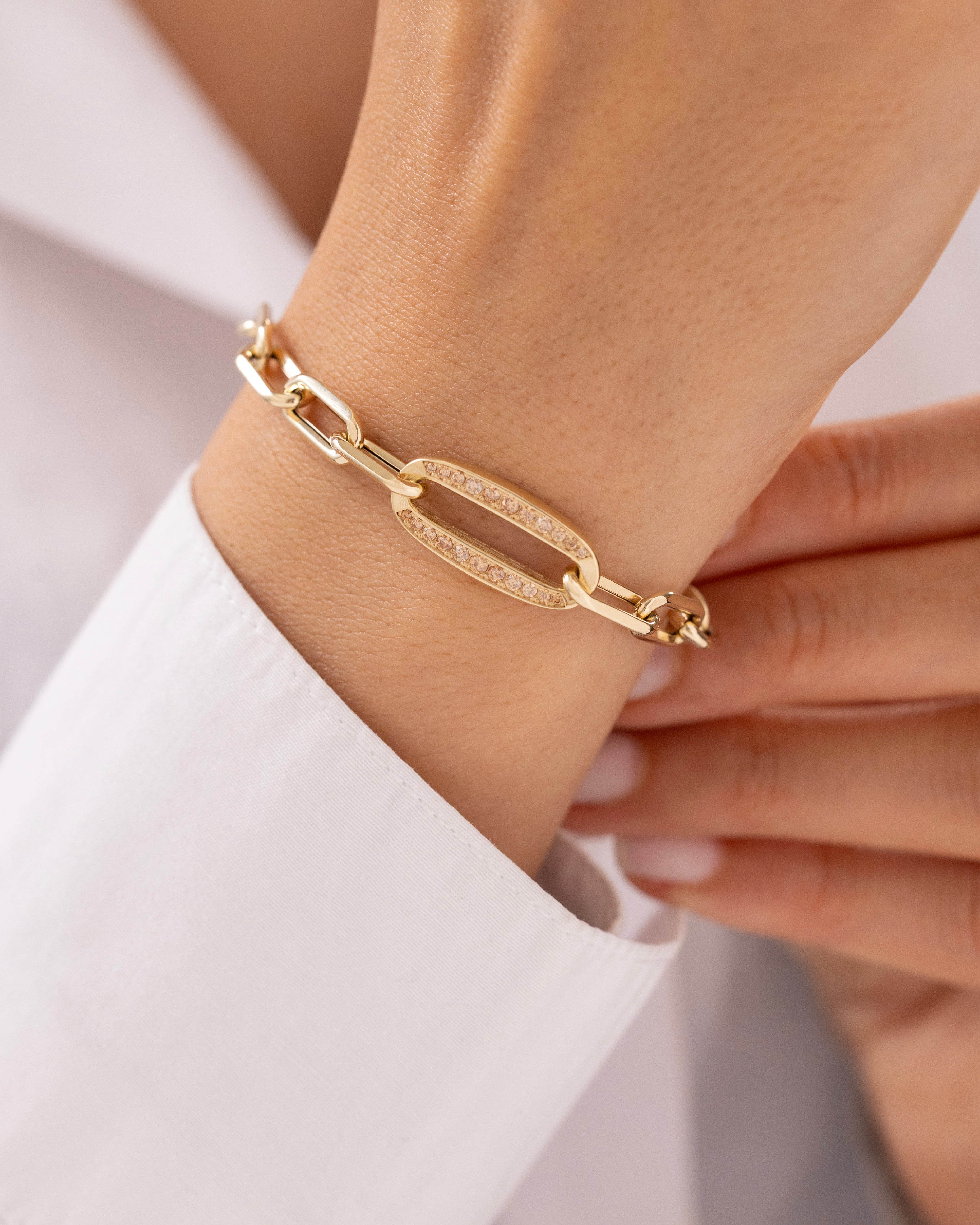 Cetaş Eterna Taşlı Halkalı 14 Ayar Altın Bileklik