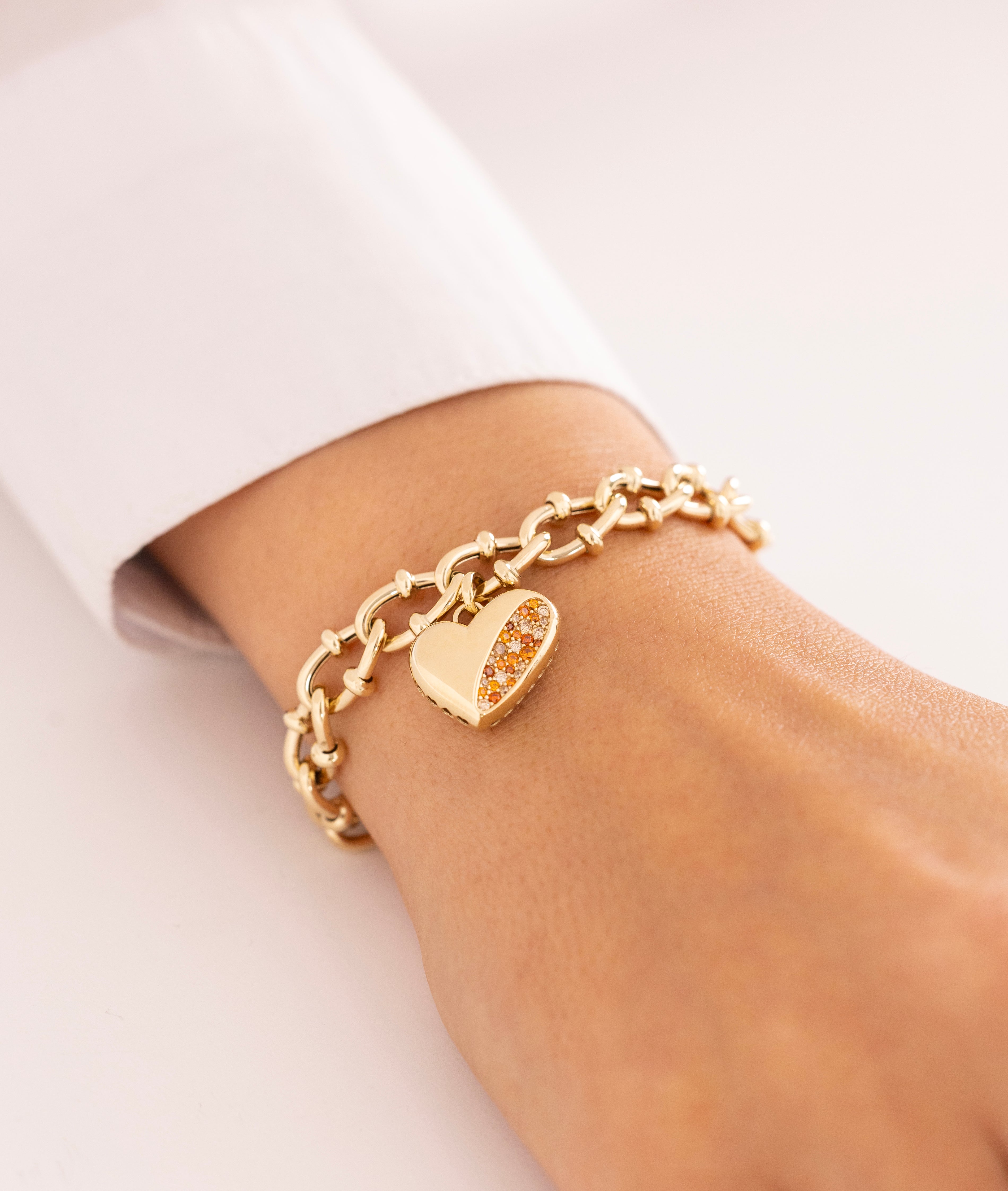 Cetaş Eterna Kalpli Taşlı 14 Ayar Altın Bileklik