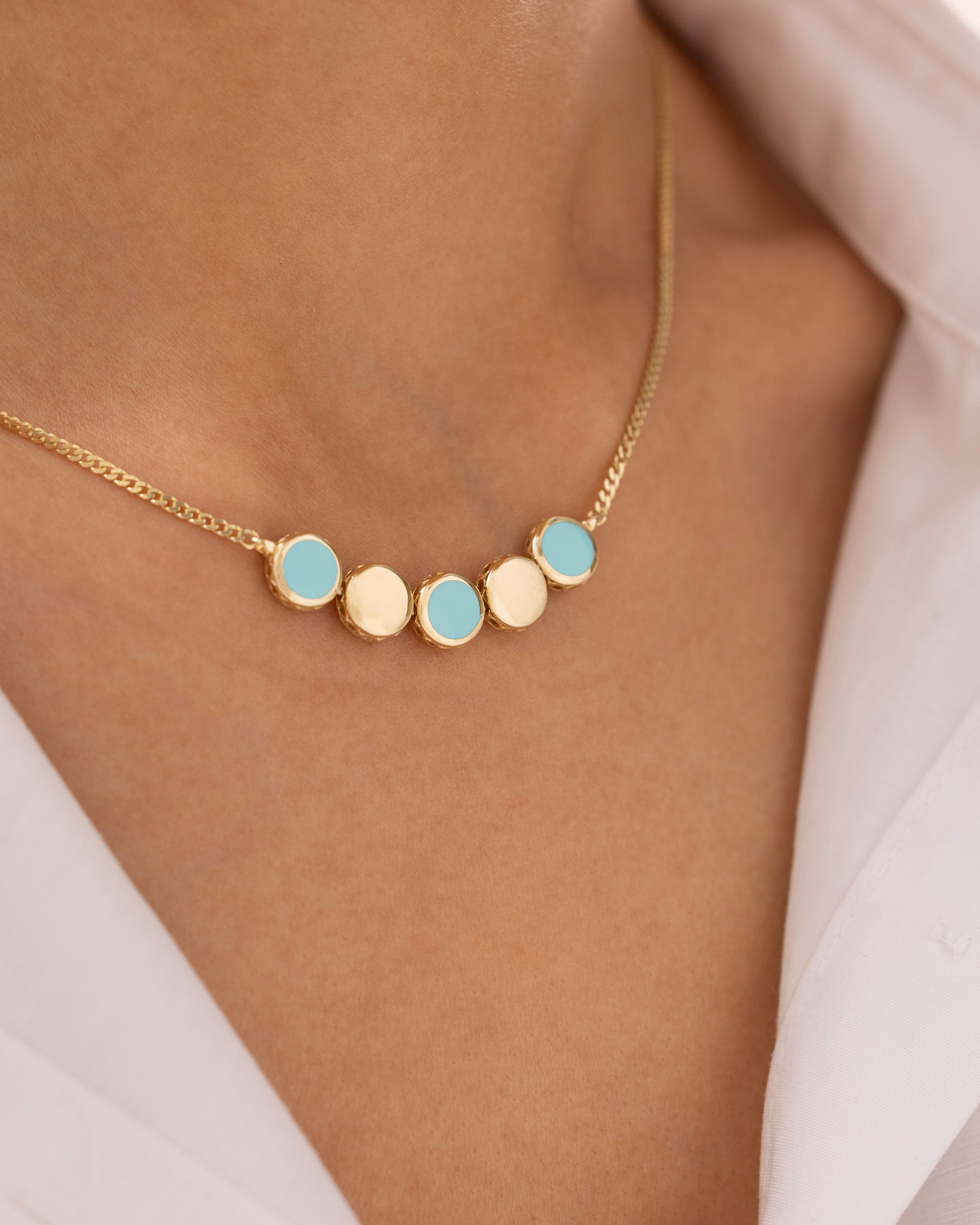 Cetaş Eterna Mavi Beyaz Mine İşlemeli 14 Ayar Altın Kolye