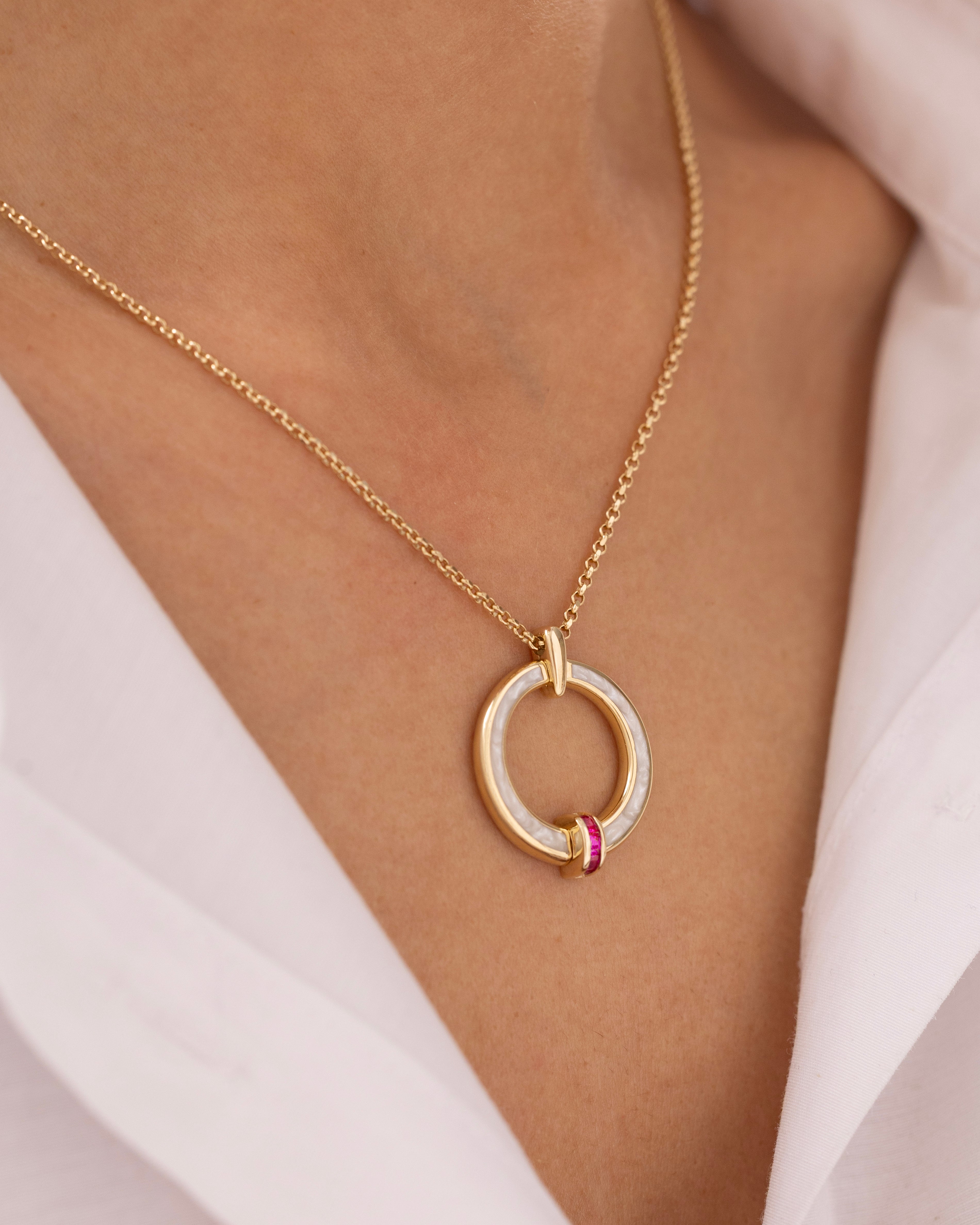 Cetaş Eterna Sedefli Çember 14 Ayar Altın Kolye