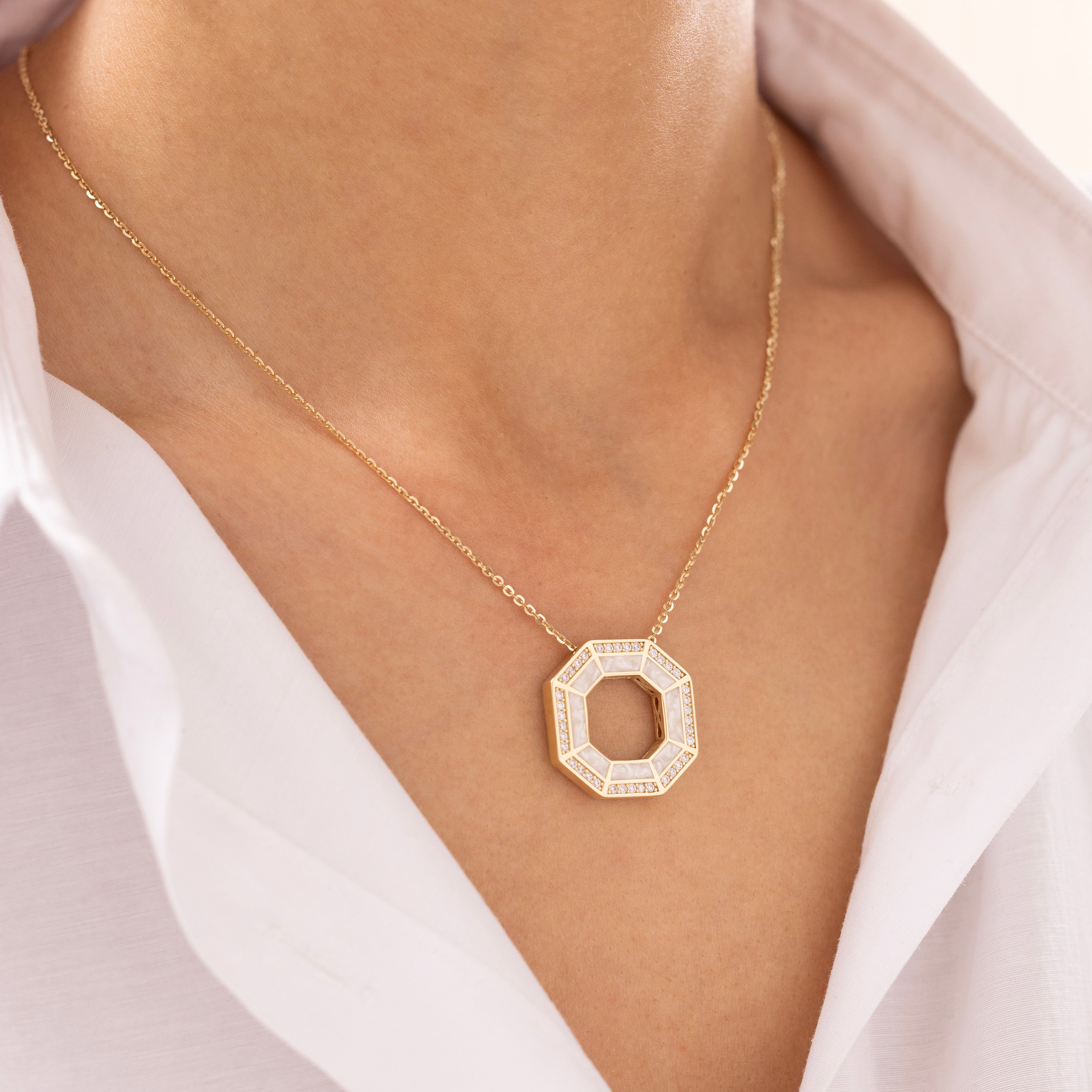 Cetaş Eterna Sekizgen Sedefli Taşlı 14 Ayar Altın Kolye