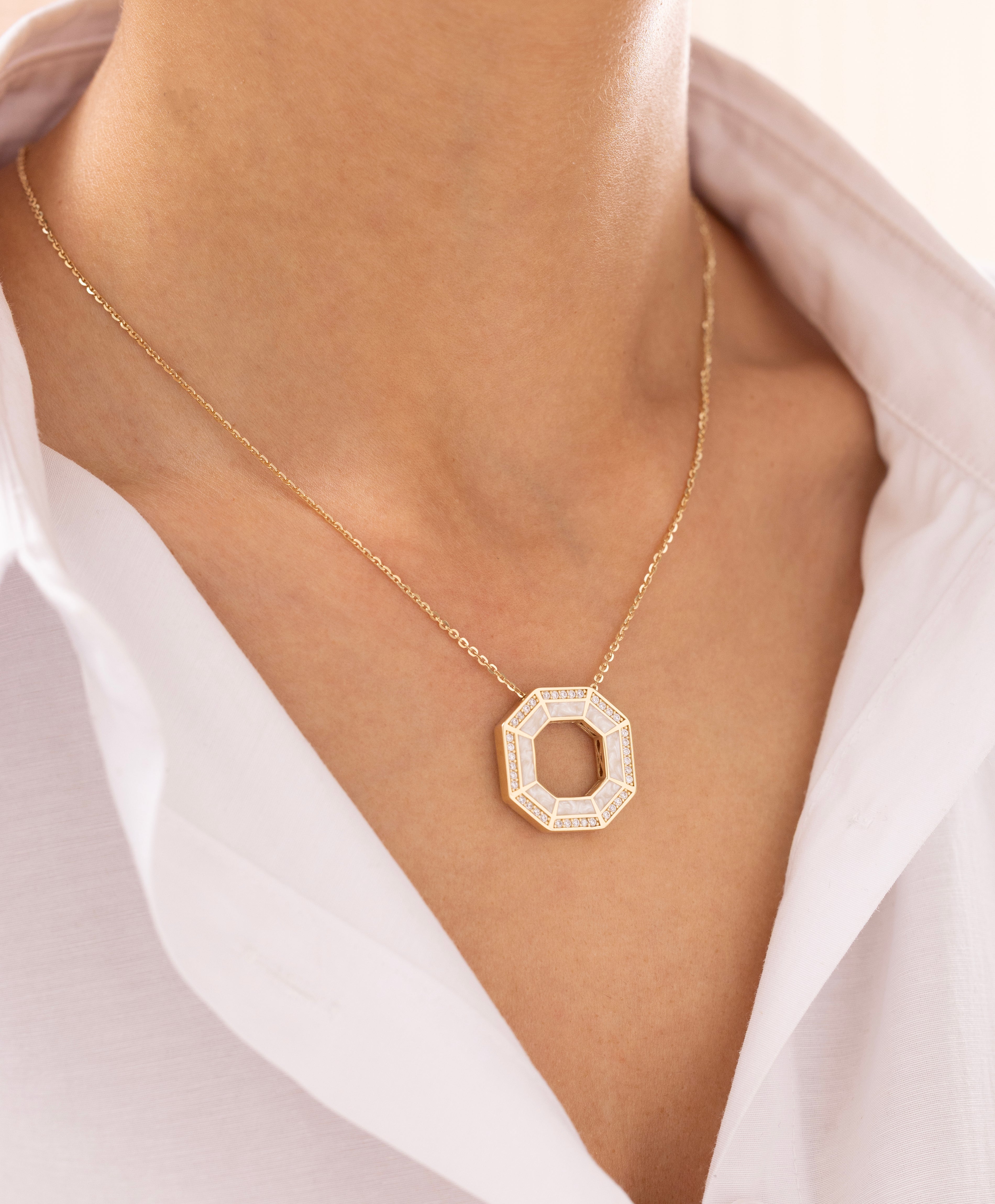 Cetaş Eterna Sekizgen Sedefli Taşlı 14 Ayar Altın Kolye