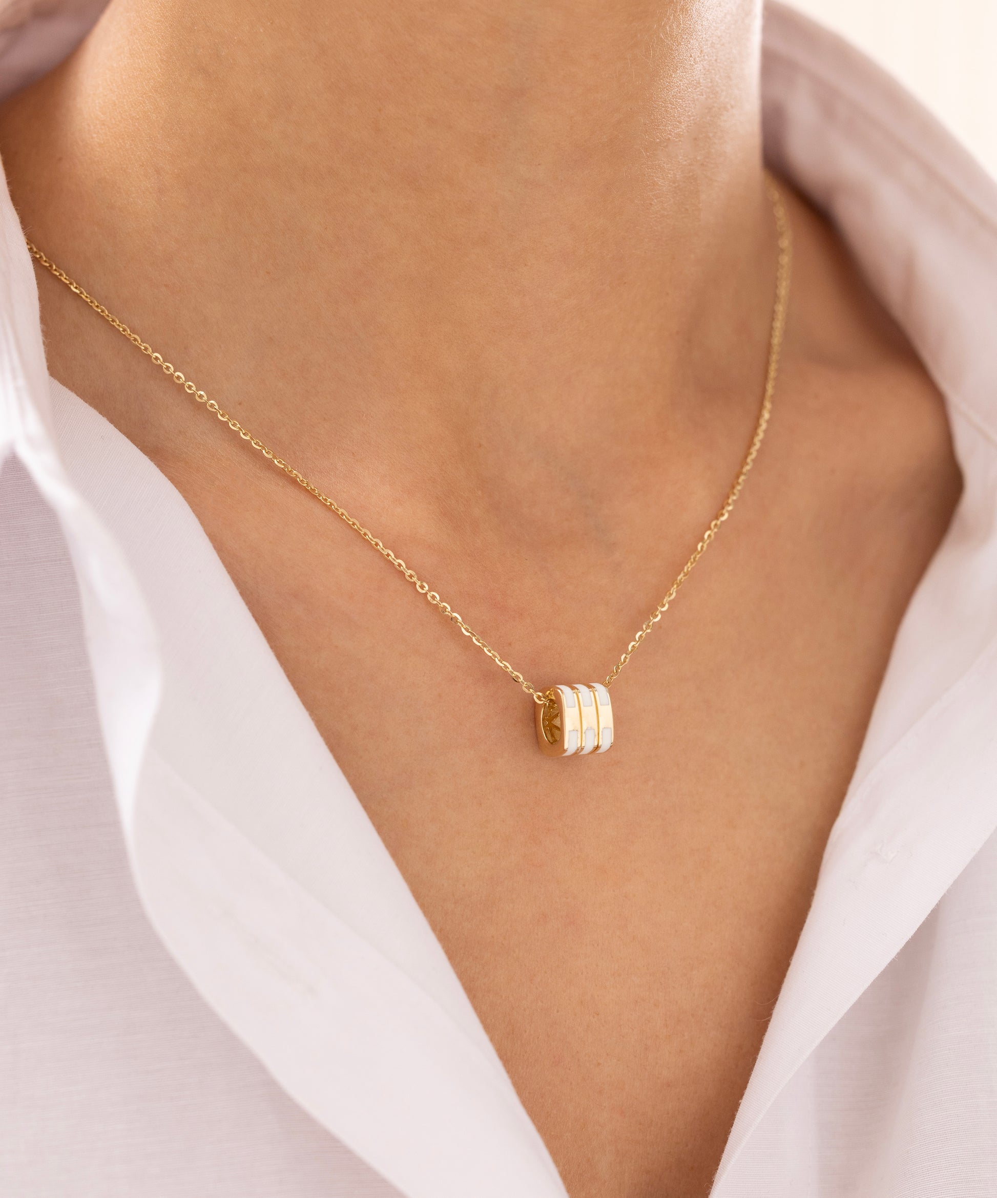 Cetaş Eterna Küp 14 Ayar Altın Kolye