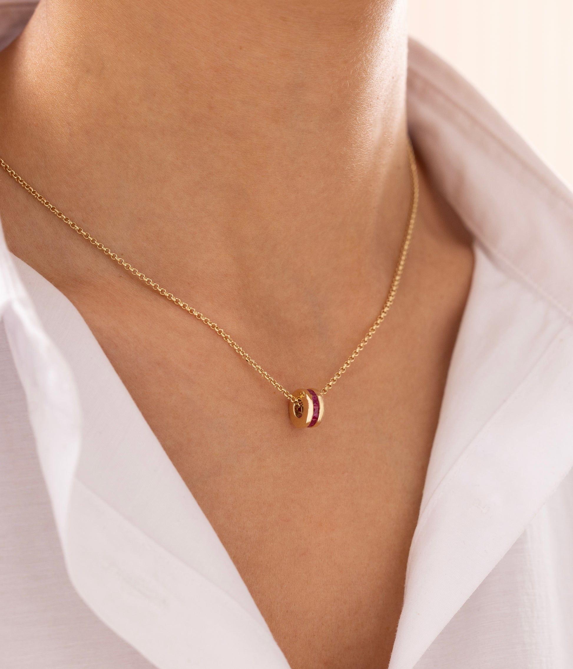 Cetaş Eterna Kırmızı Taşlı 14 Ayar Altın Zincir Kolye