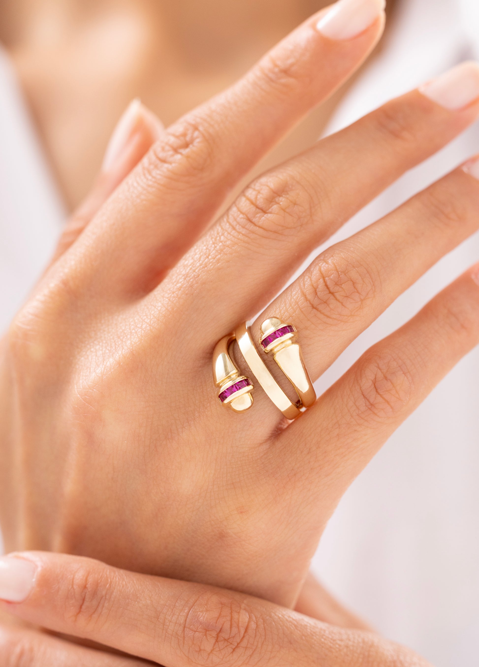 Cetaş Eterna Pembe Taş 14 Ayar Altın Yüzük