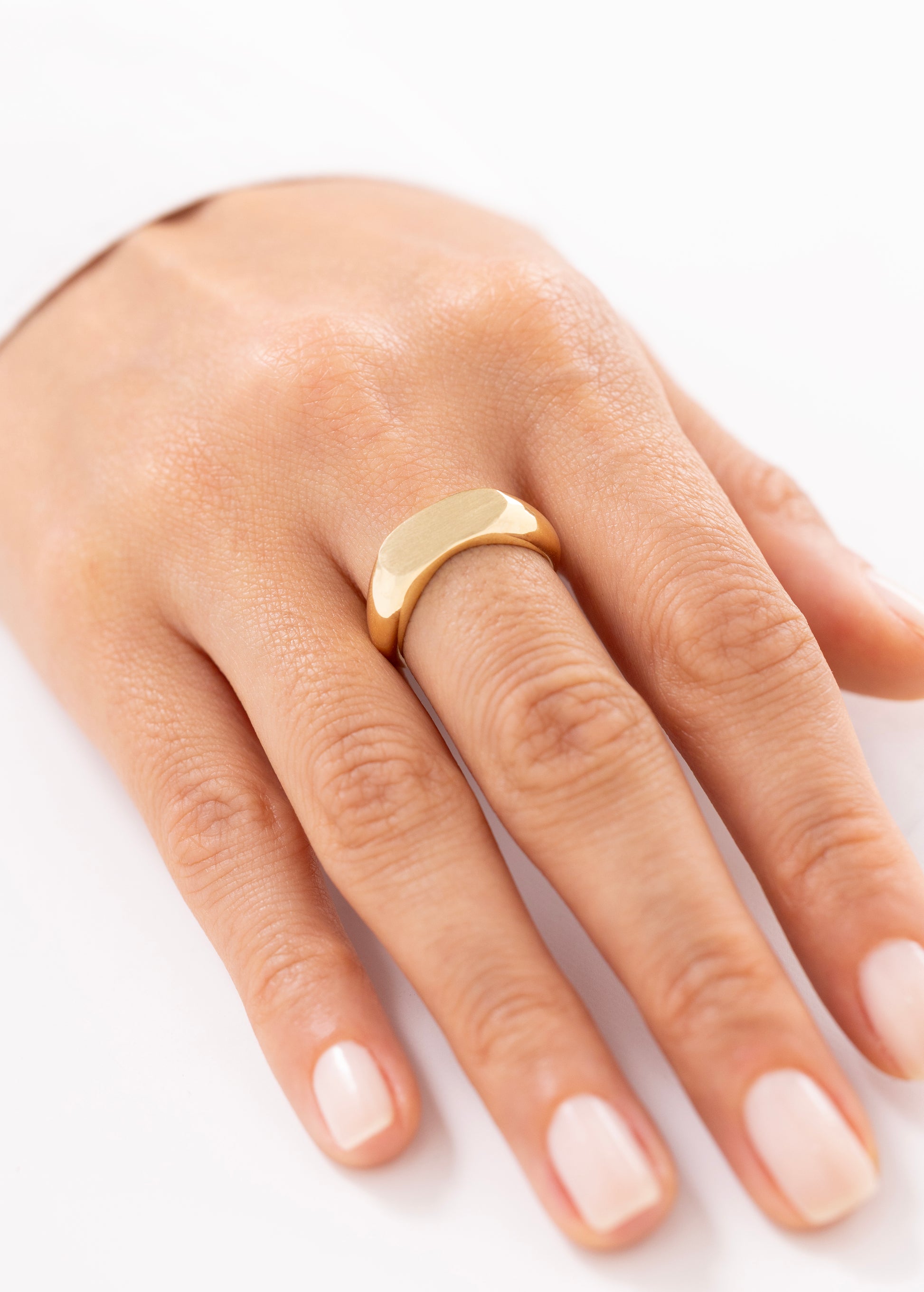 Cetaş Eterna Oval 14 Ayar Altın Yüzük