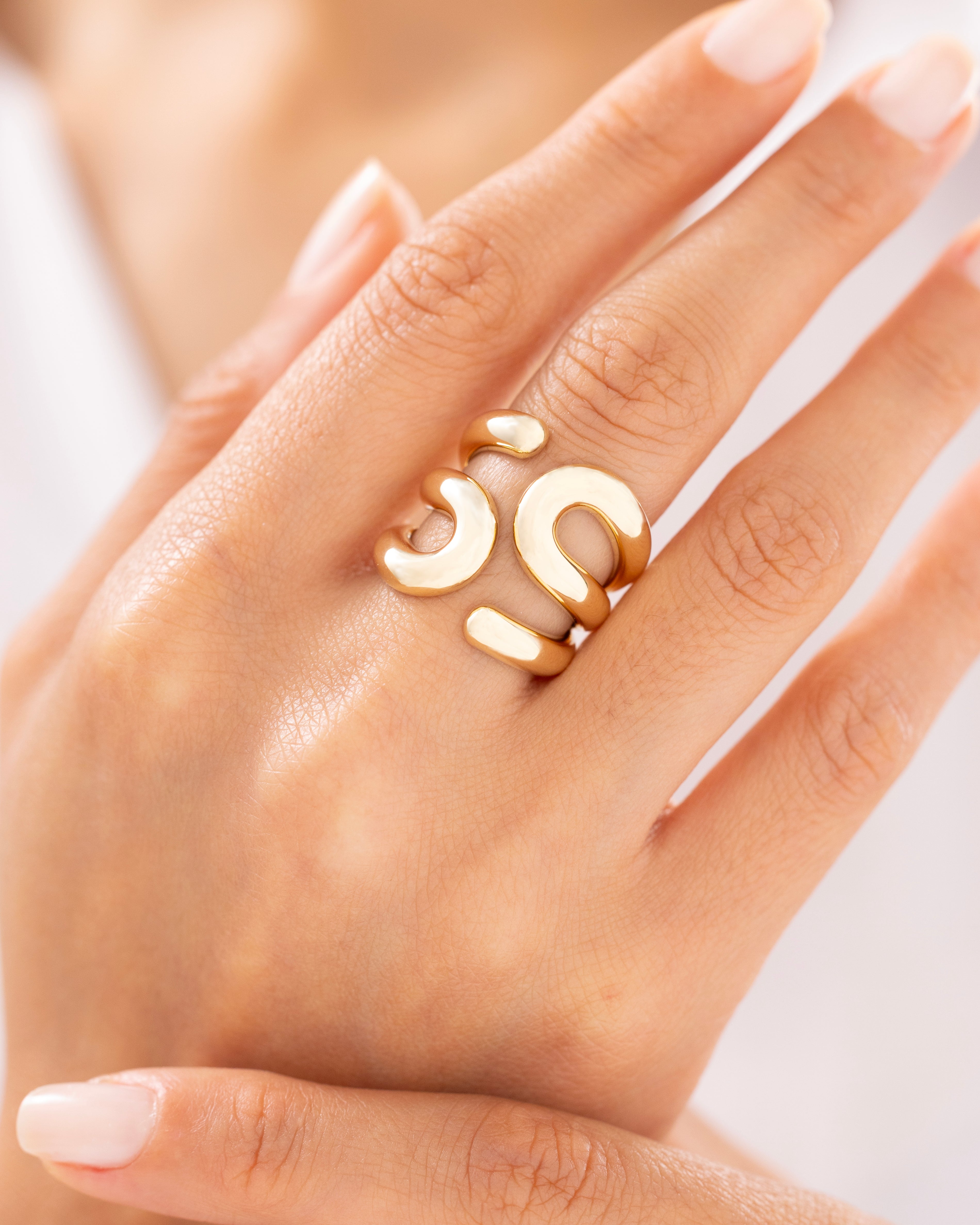 Cetaş Eterna Bohem Tarz Dalgalı 14 Ayarlı Altın Yüzük