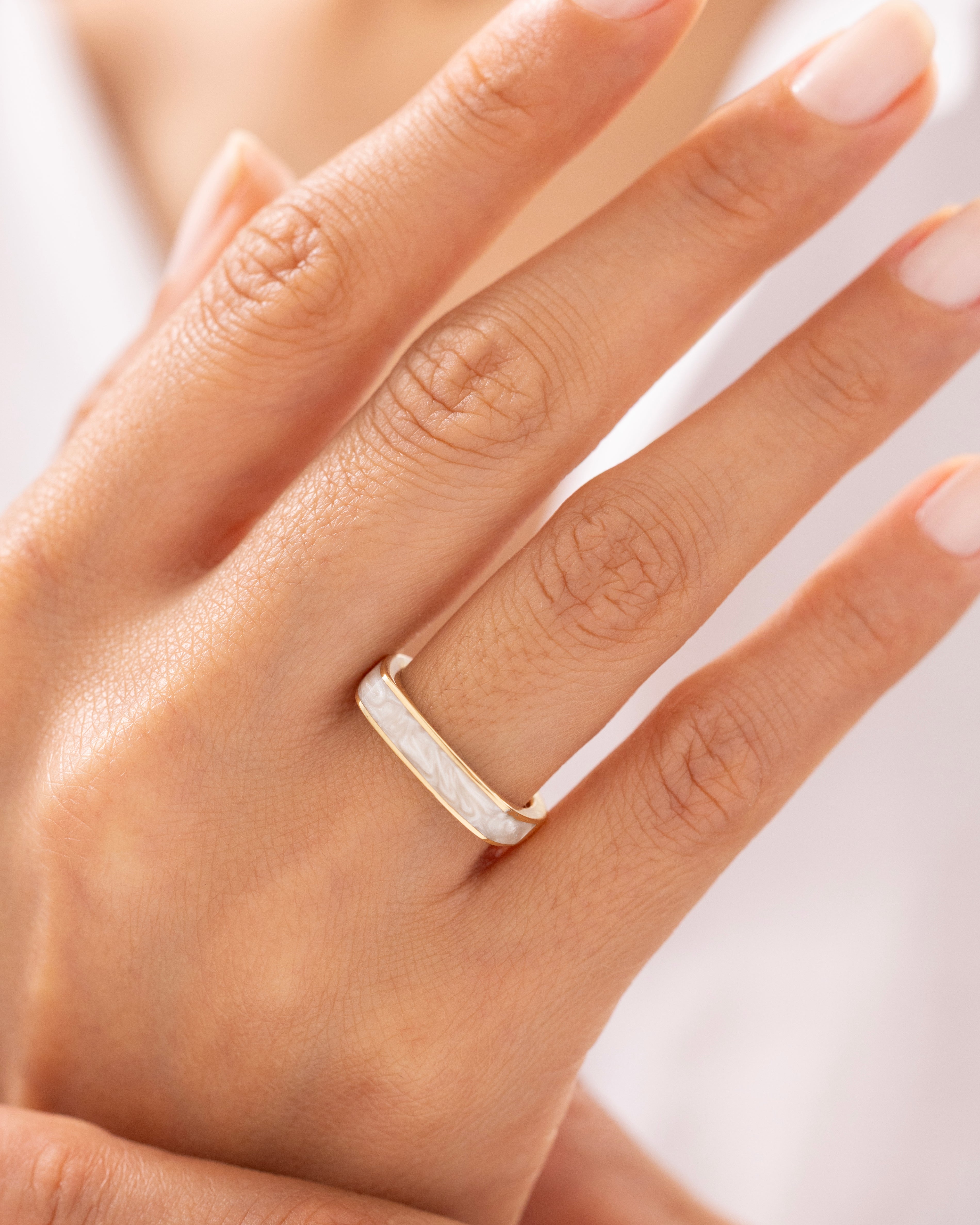 Cetaş Eterna Sedefli 14 Ayar Altın Yüzük