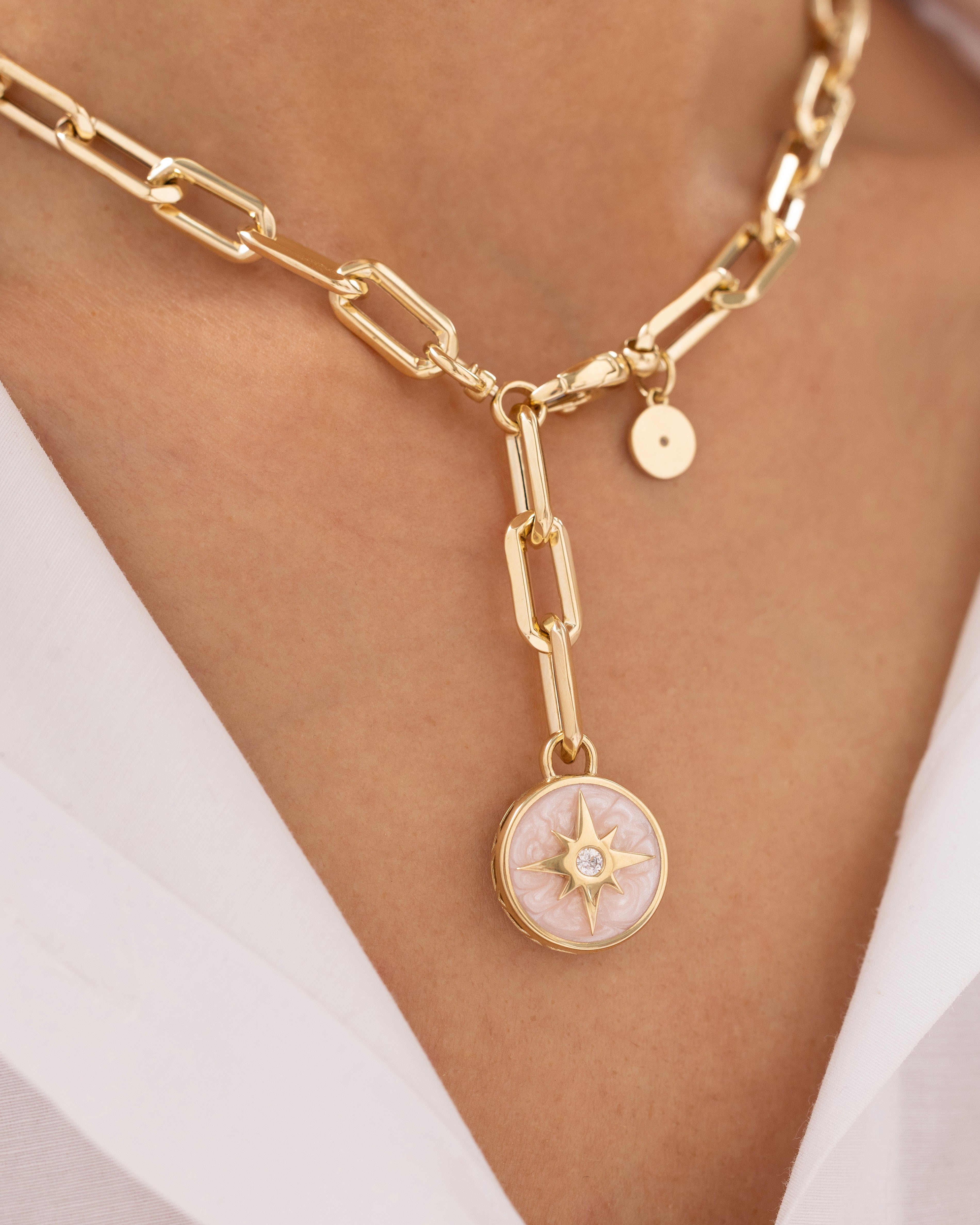 Cetaş Eterna Yıldız Motifli Sedef Uçlu 14 Ayar Altın Kolye