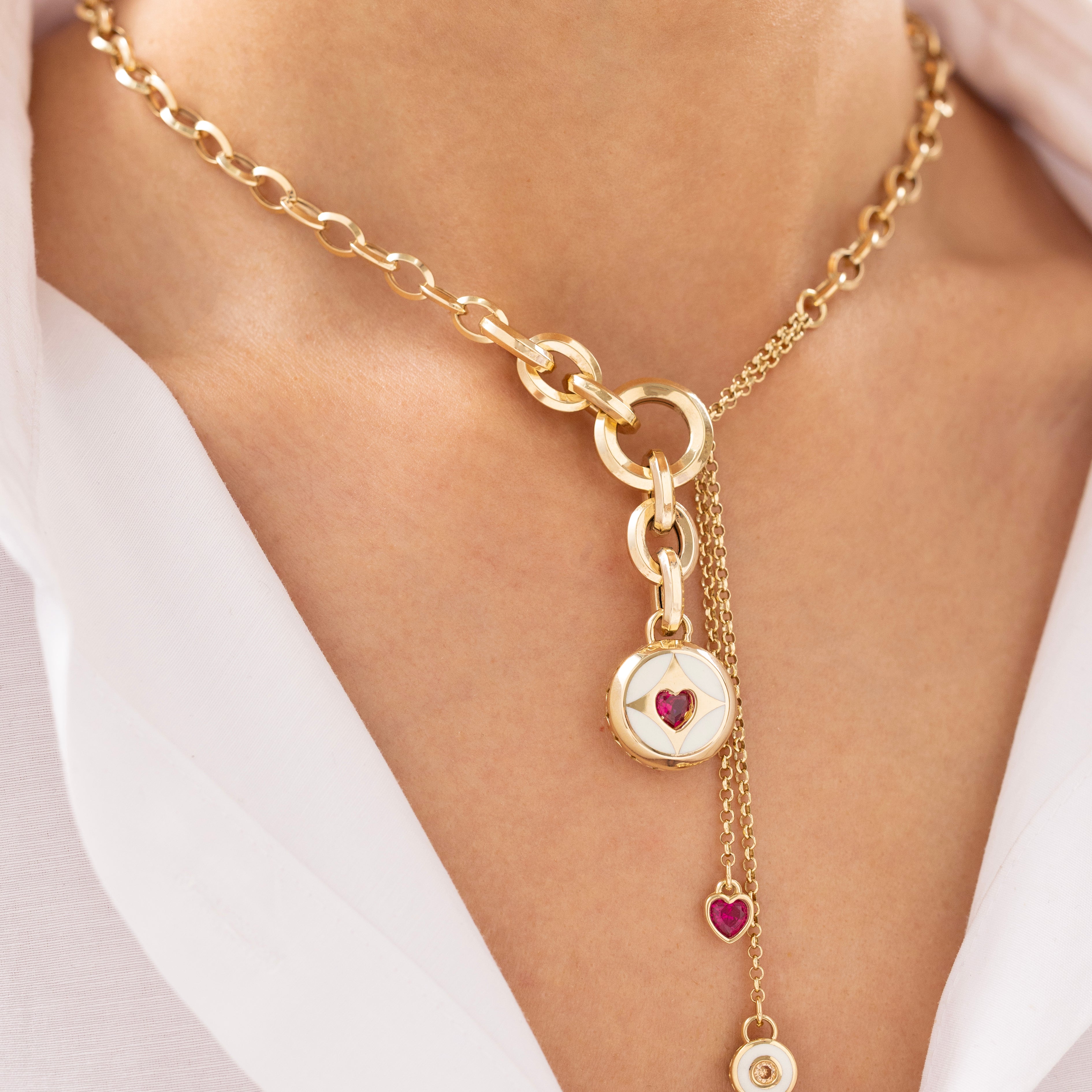 Cetaş Eterna Sedef Kalpli Charmlı 14 Ayar Altın Kolye