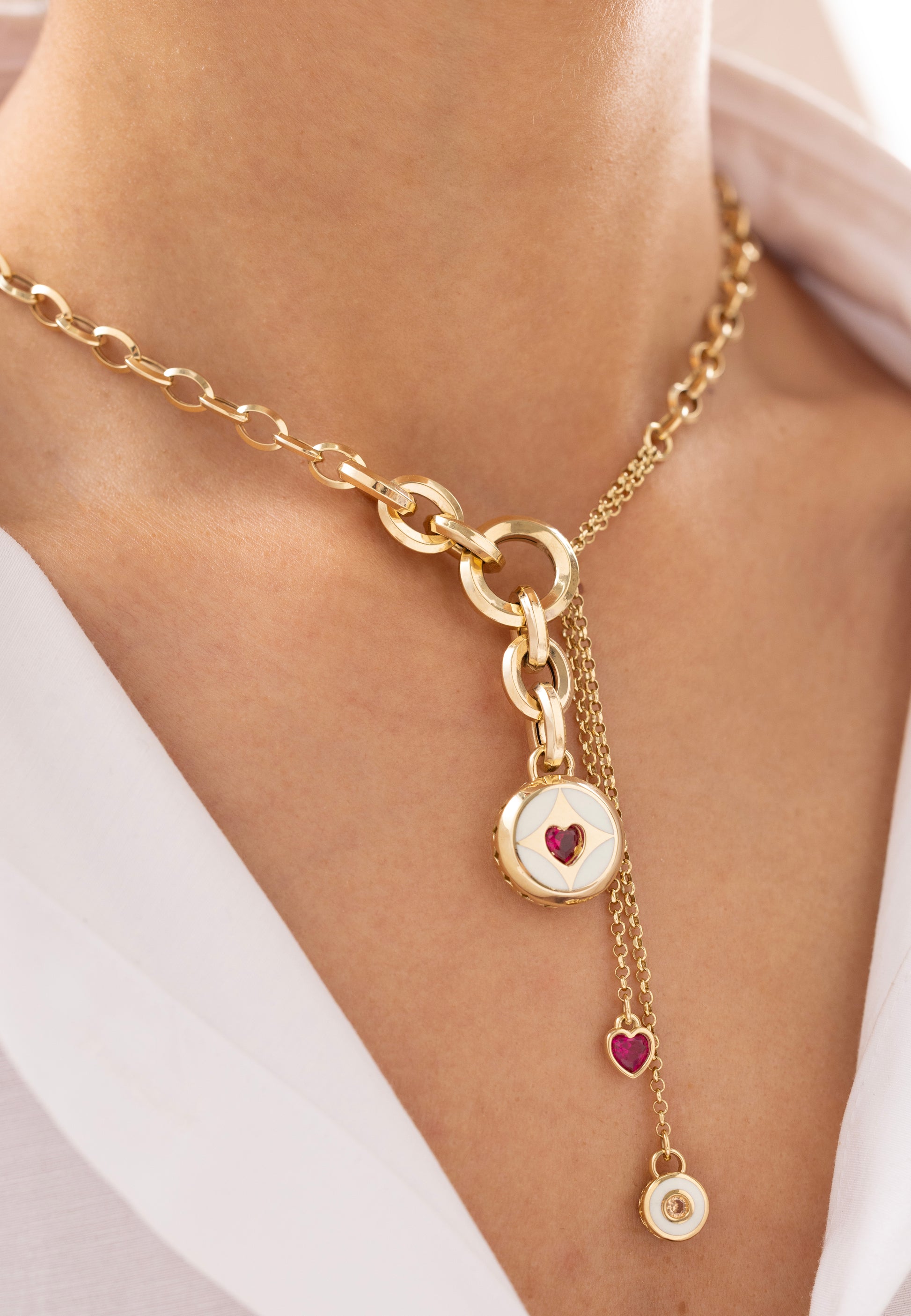 Cetaş Eterna Sedef Kalpli Charmlı 14 Ayar Altın Kolye