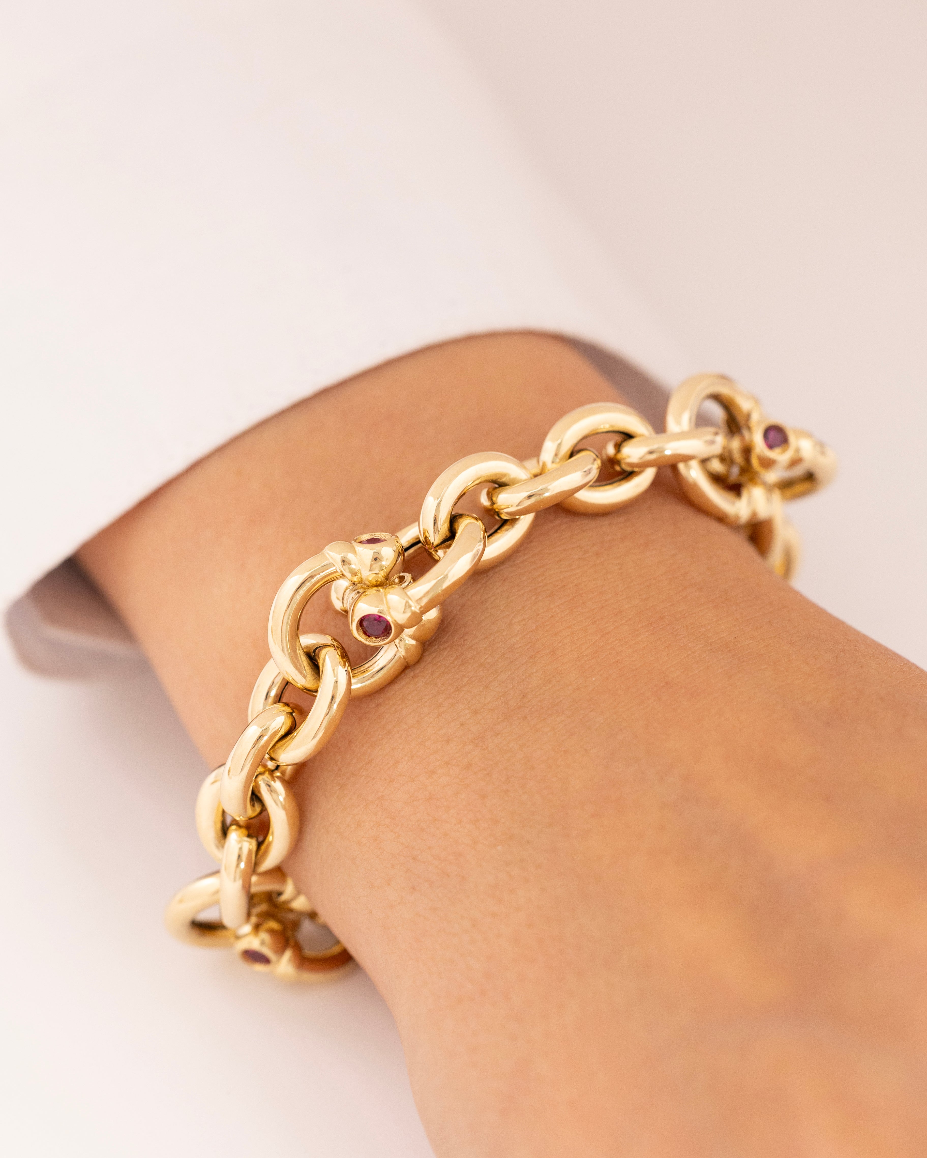 Cetaş Eterna Kırmızı Taşlı 14 Ayar Altın Bileklik