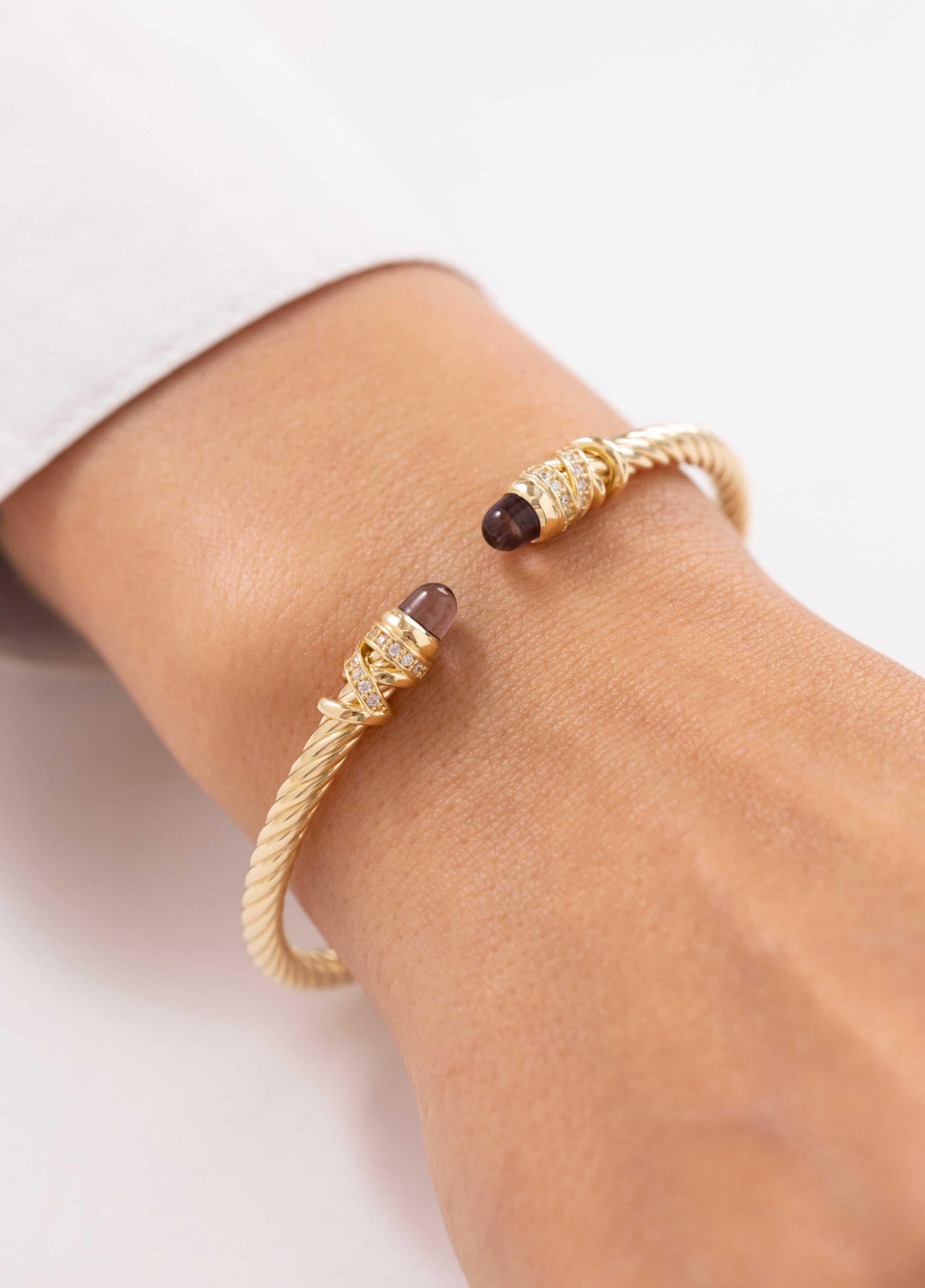 Cetaş Twist Mor Taşlı Burgulu14 Ayar Altın Kelepçe