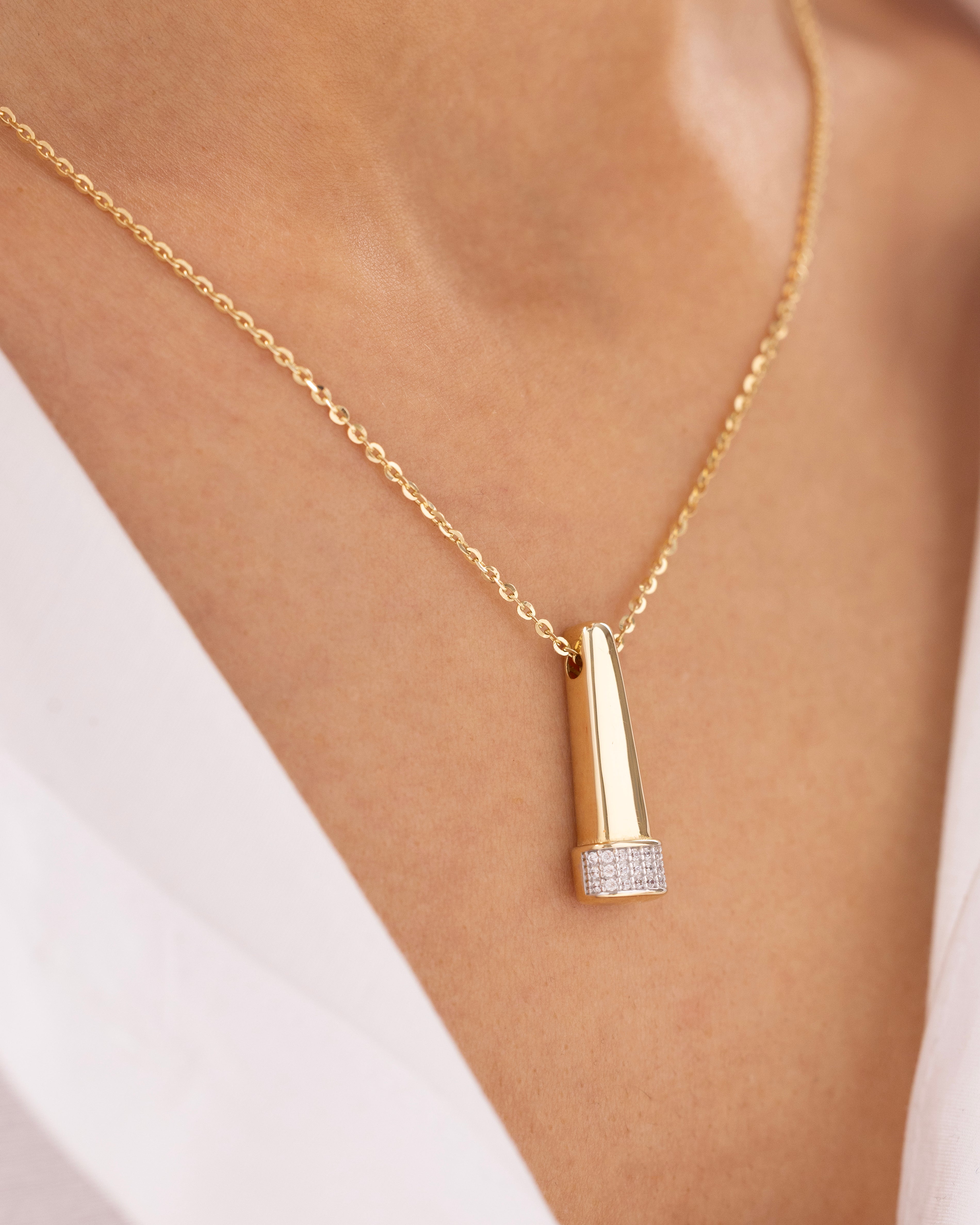 Cetaş Eterna Taşlı Dikey 14 Ayar Altın Kolye