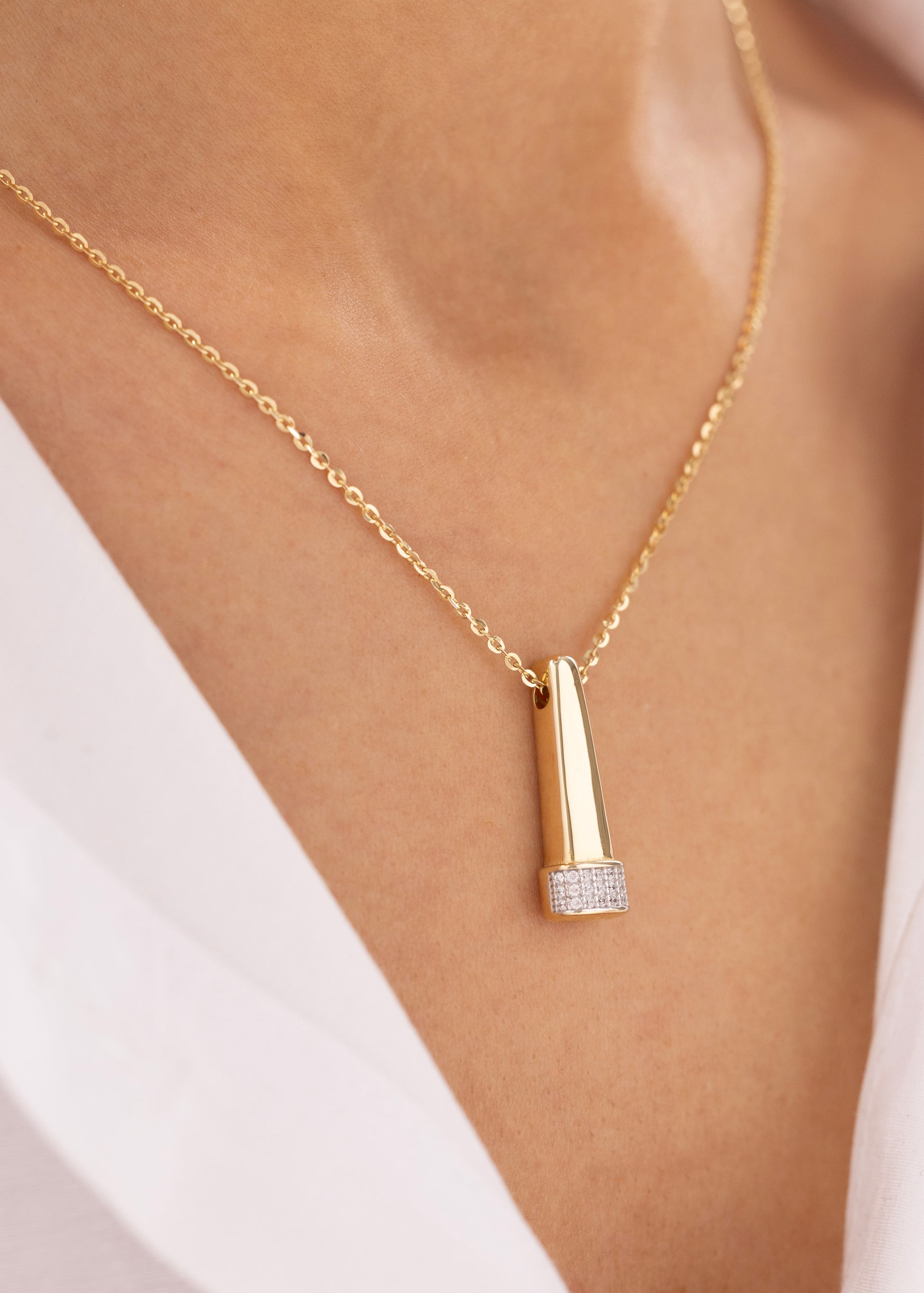 Cetaş Eterna Taşlı Dikey 14 Ayar Altın Kolye