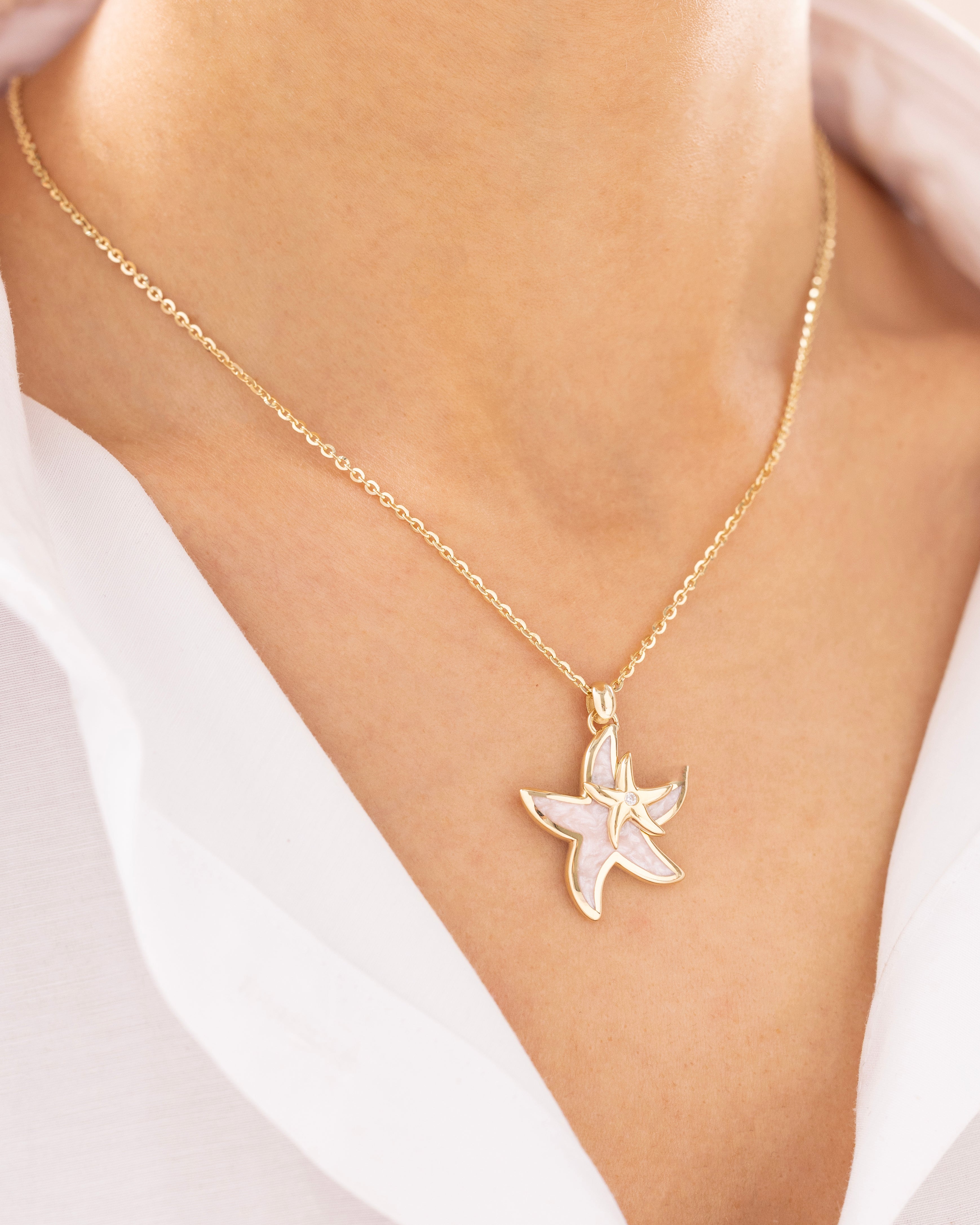 Cetaş Eterna Sedefli Yıldız 14 Ayar Altın Kolye