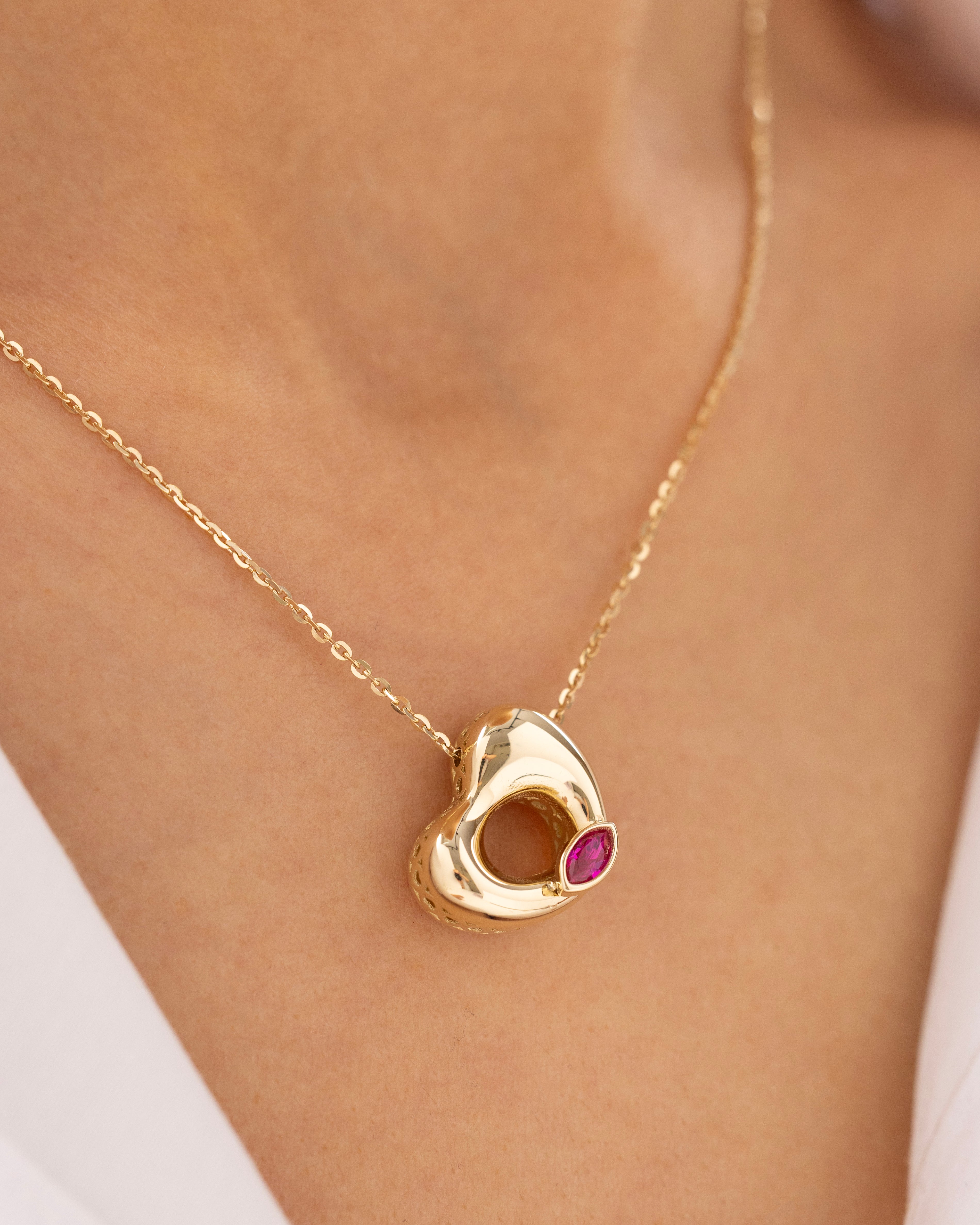 Cetaş Eterna Kalpli 14 Ayar Altın Kolye