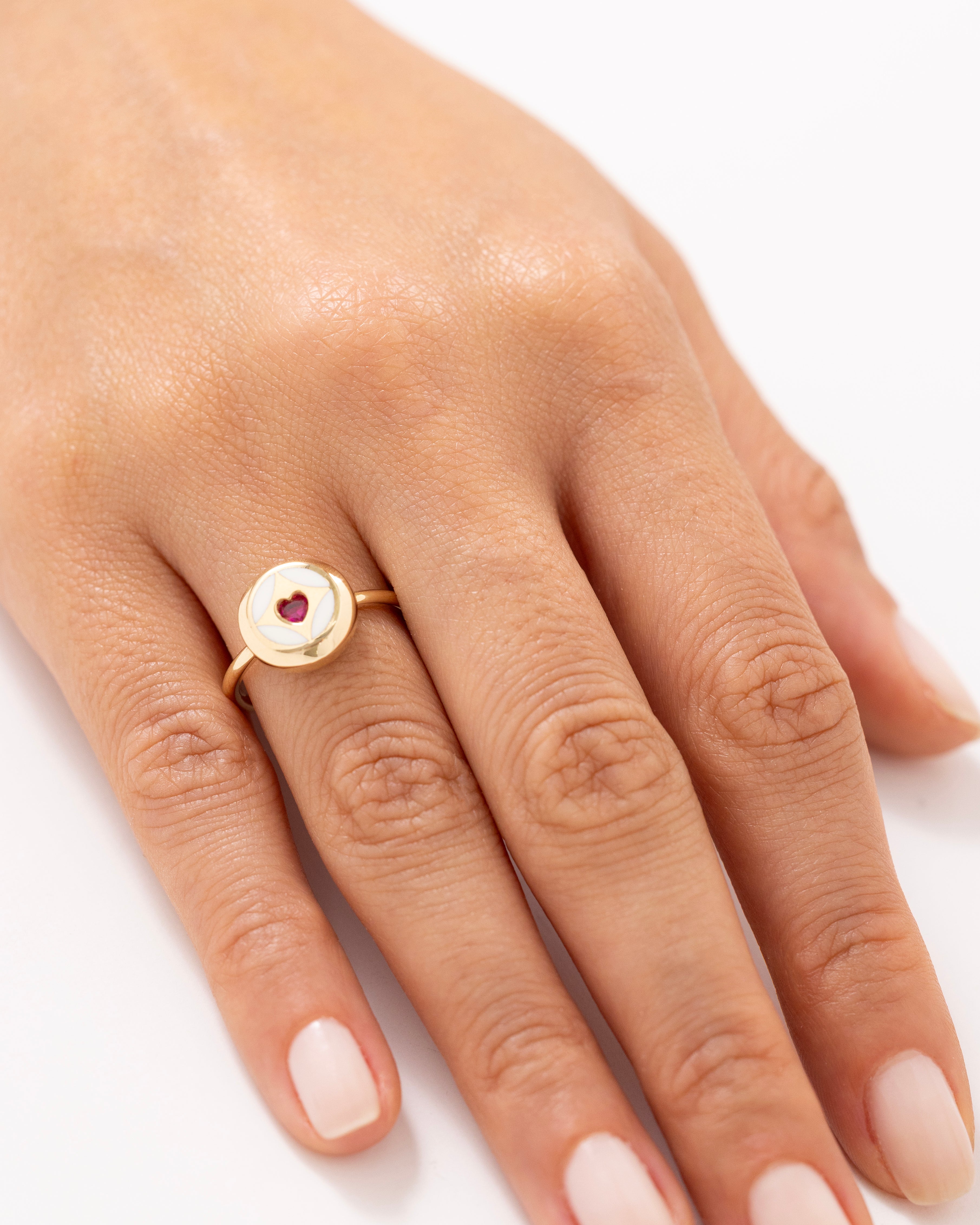 Cetaş Eterna Kırmızı Taşlı Sedefli 14 Ayar Altın Yüzük