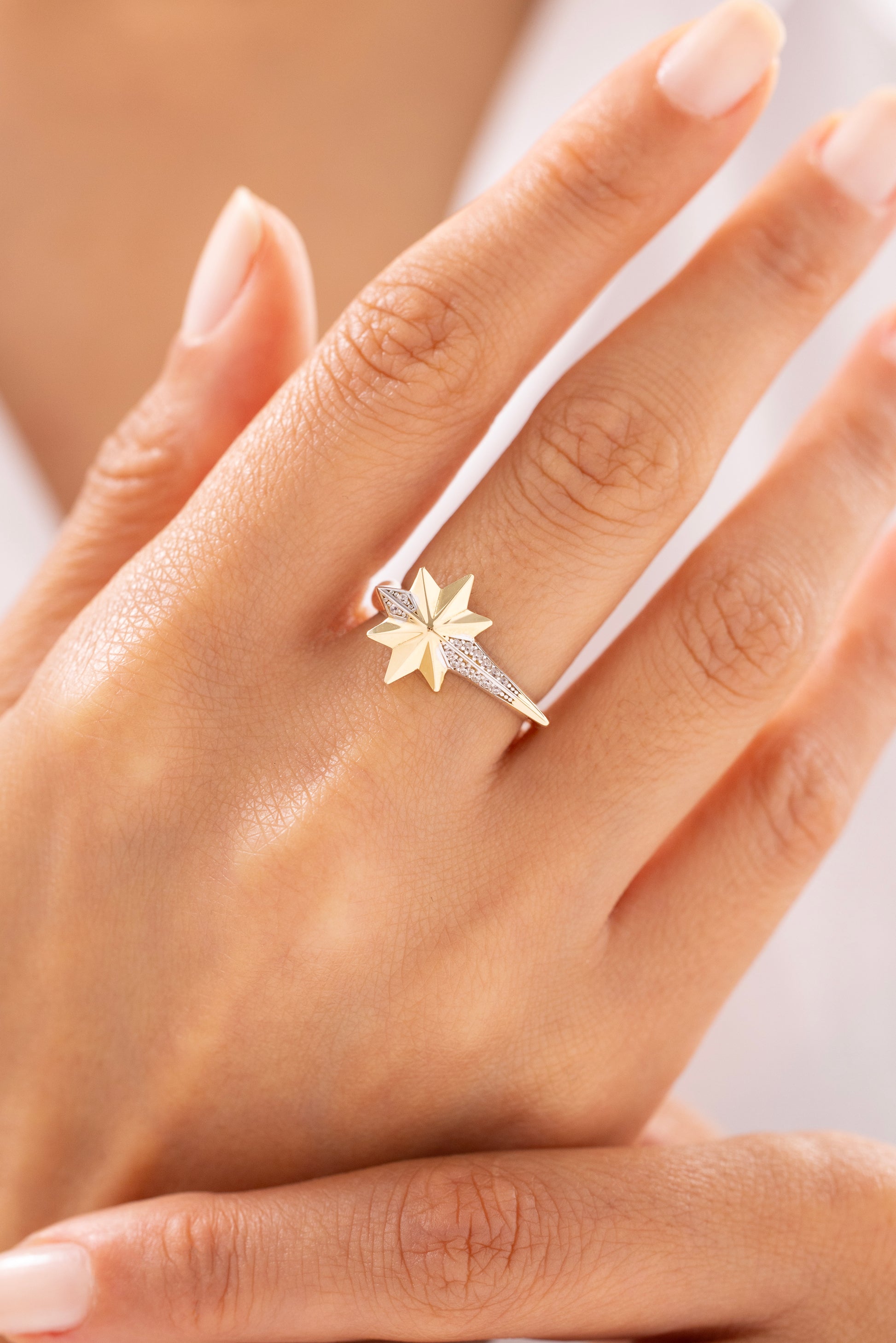 Cetaş Eterna Kuzey Yıldızı 14 Ayar Altın Yüzük