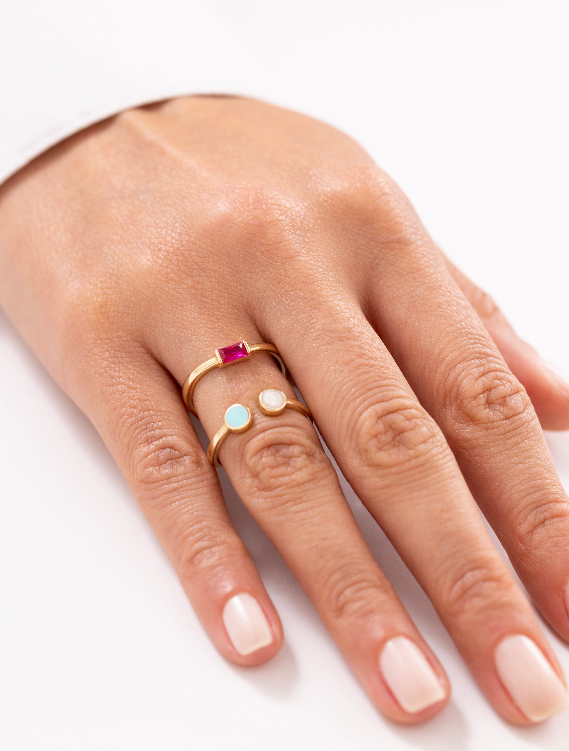 Cetaş Eterna Renkli Üç Taşlı 14 Ayar Altın Yüzük