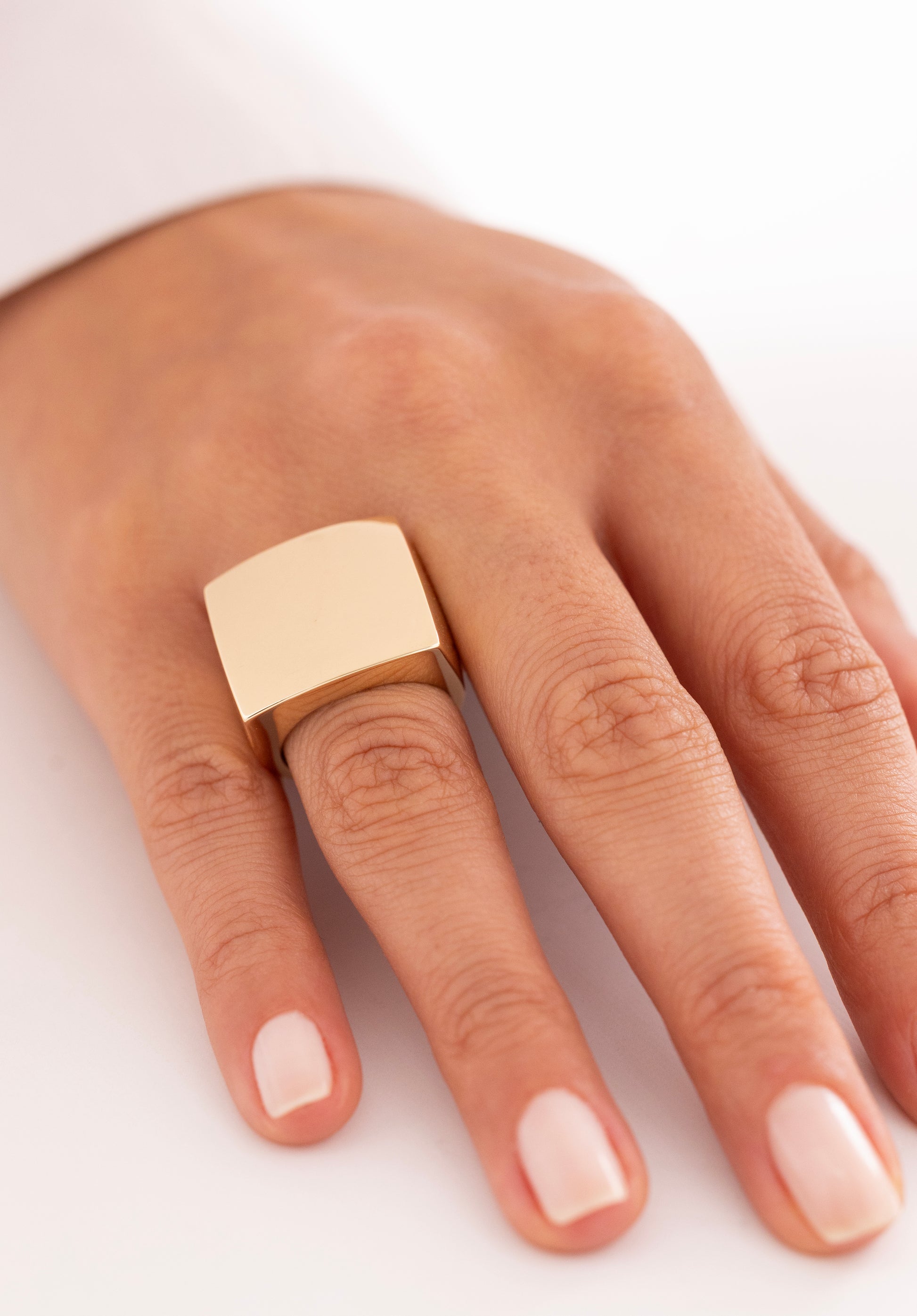 Cetaş Eterna Düz Yüzeyli Kare 14 Ayar Altın Yüzük