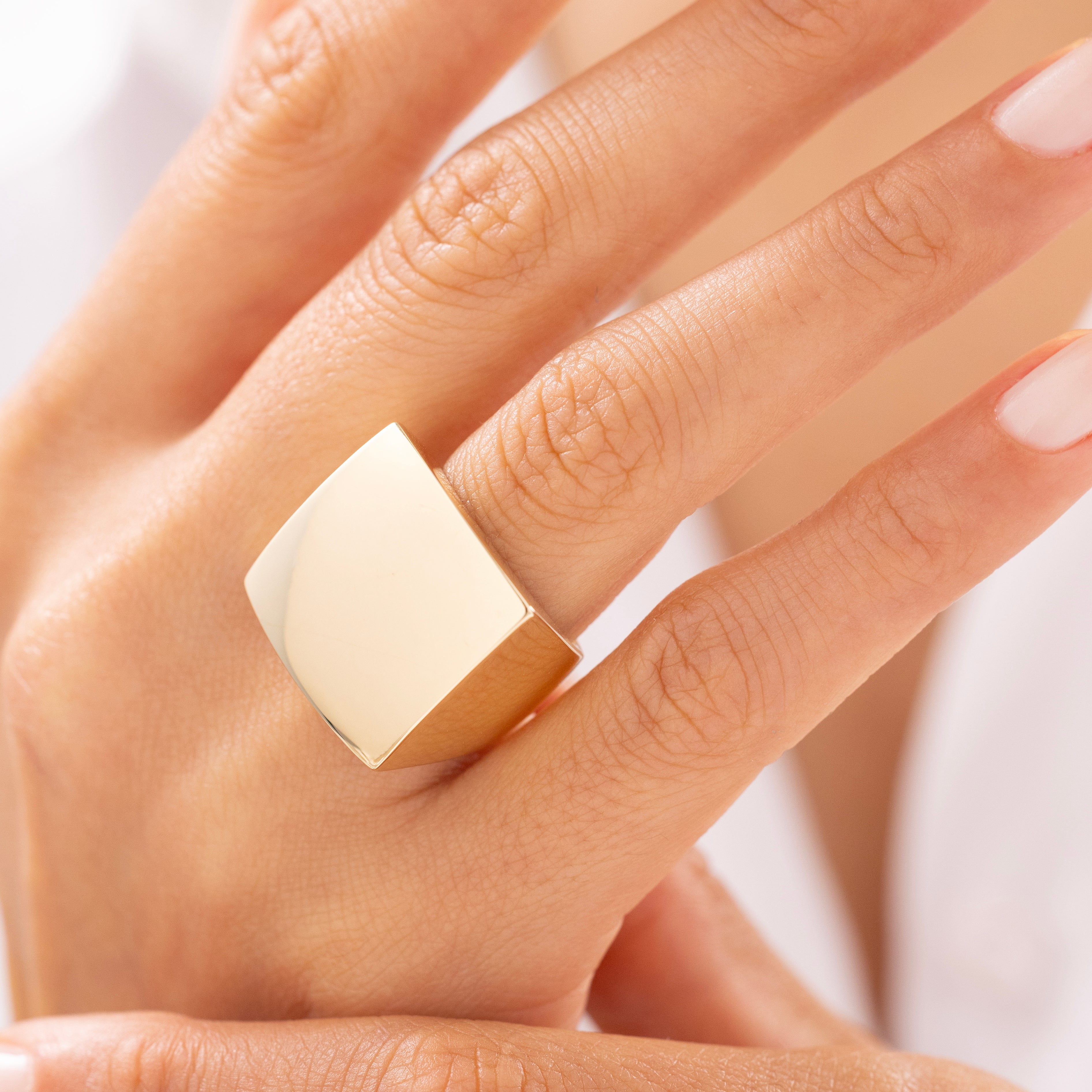 Cetaş Eterna Düz Yüzeyli Kare 14 Ayar Altın Yüzük