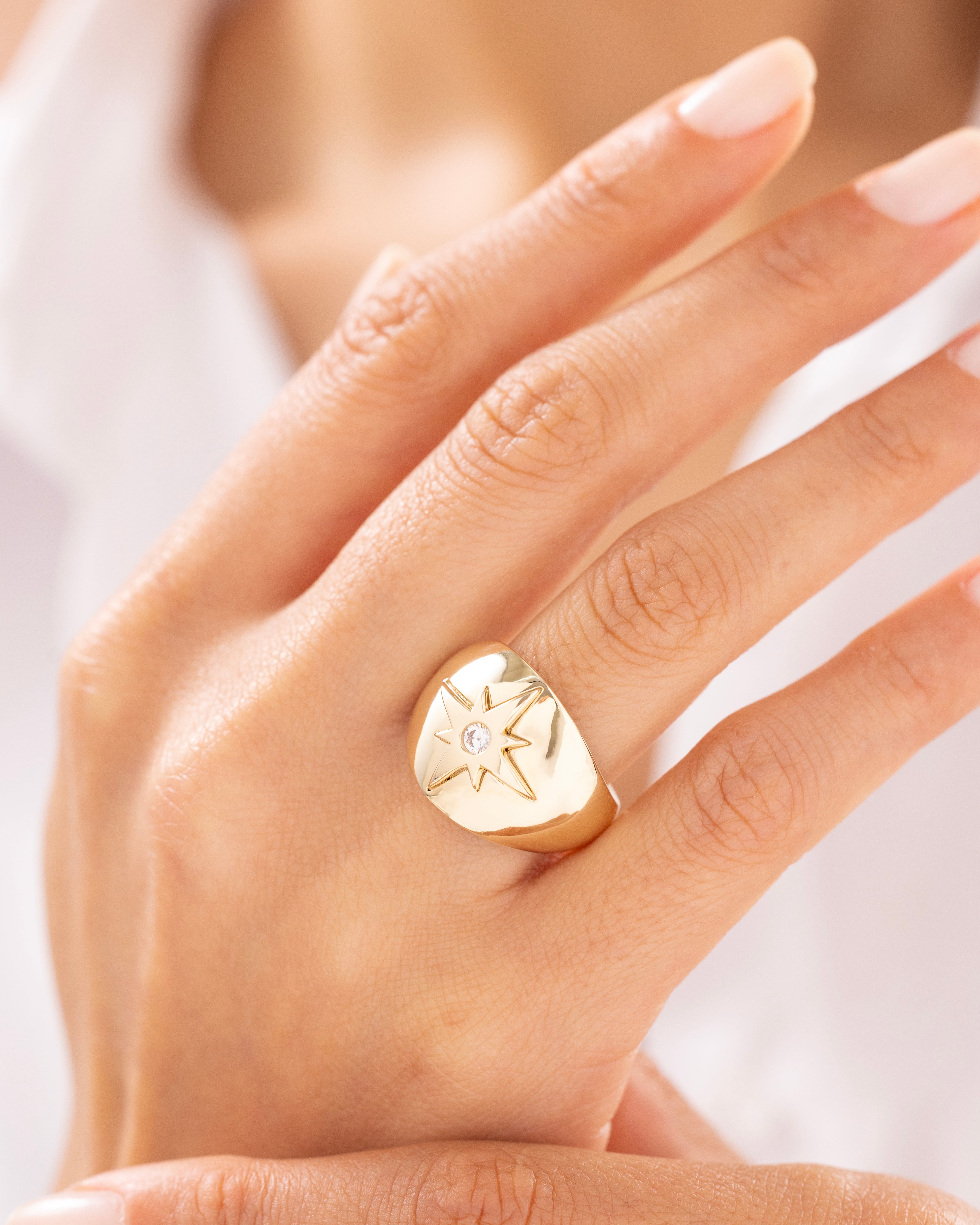 Cetaş Eterna Yıldız Işıltısı 14 Ayar Altın Yüzük