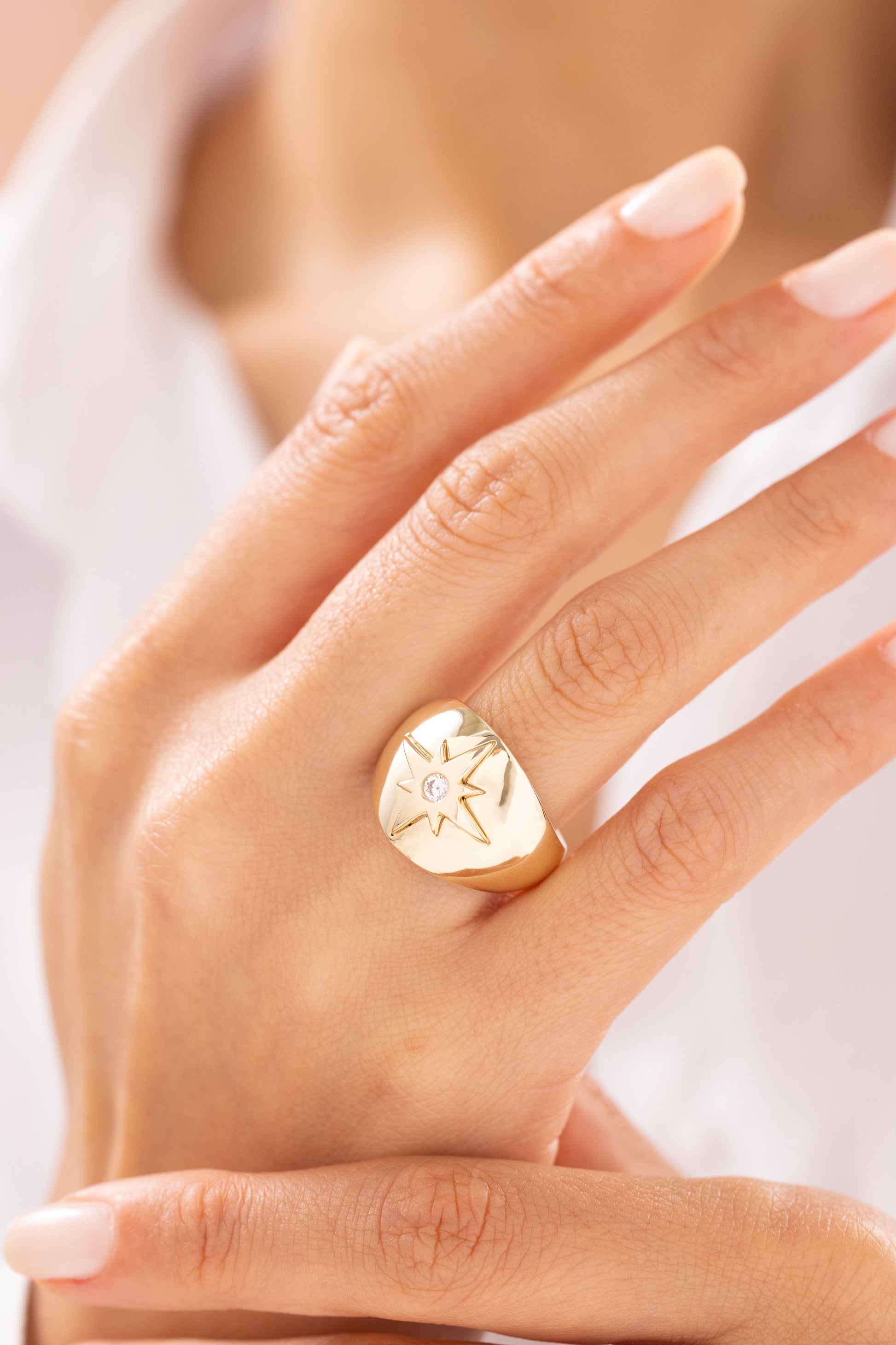 Cetaş Eterna Yıldız Işıltısı 14 Ayar Altın Yüzük