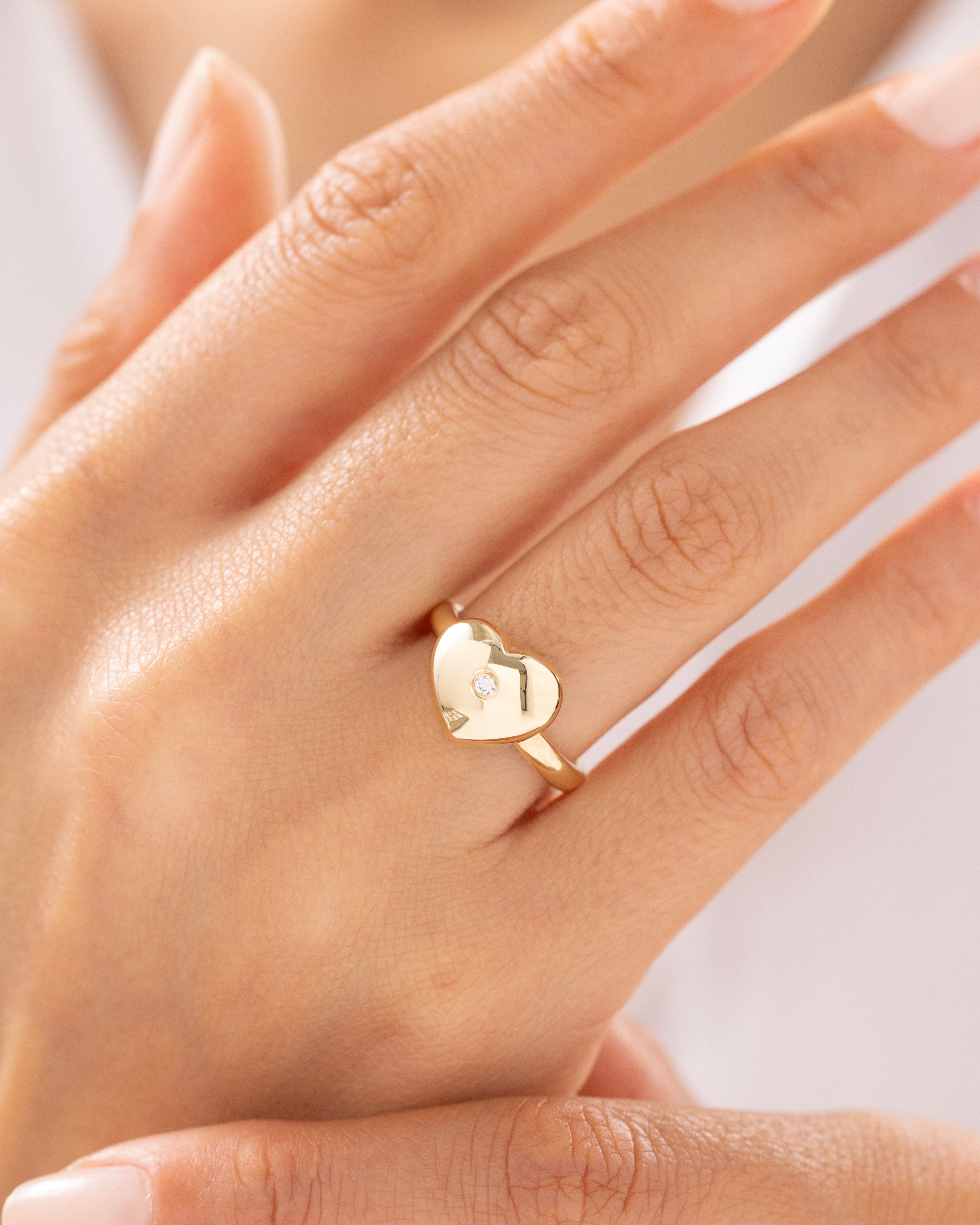 Cetaş Eterna Taşlı 14 Ayar Altın Yüzük