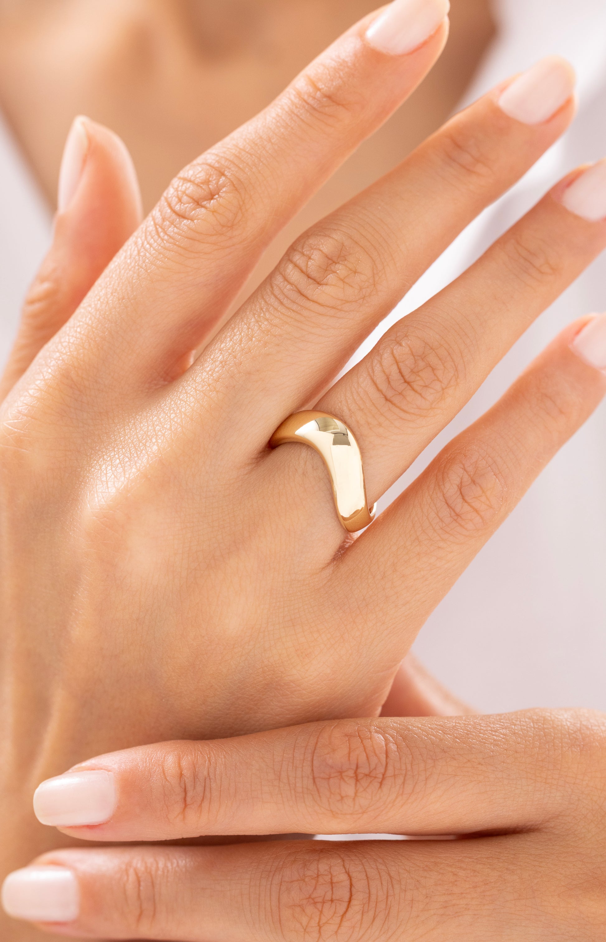 Cetaş Eterna Parlak Bombeli 14 Ayar Altın Yüzük