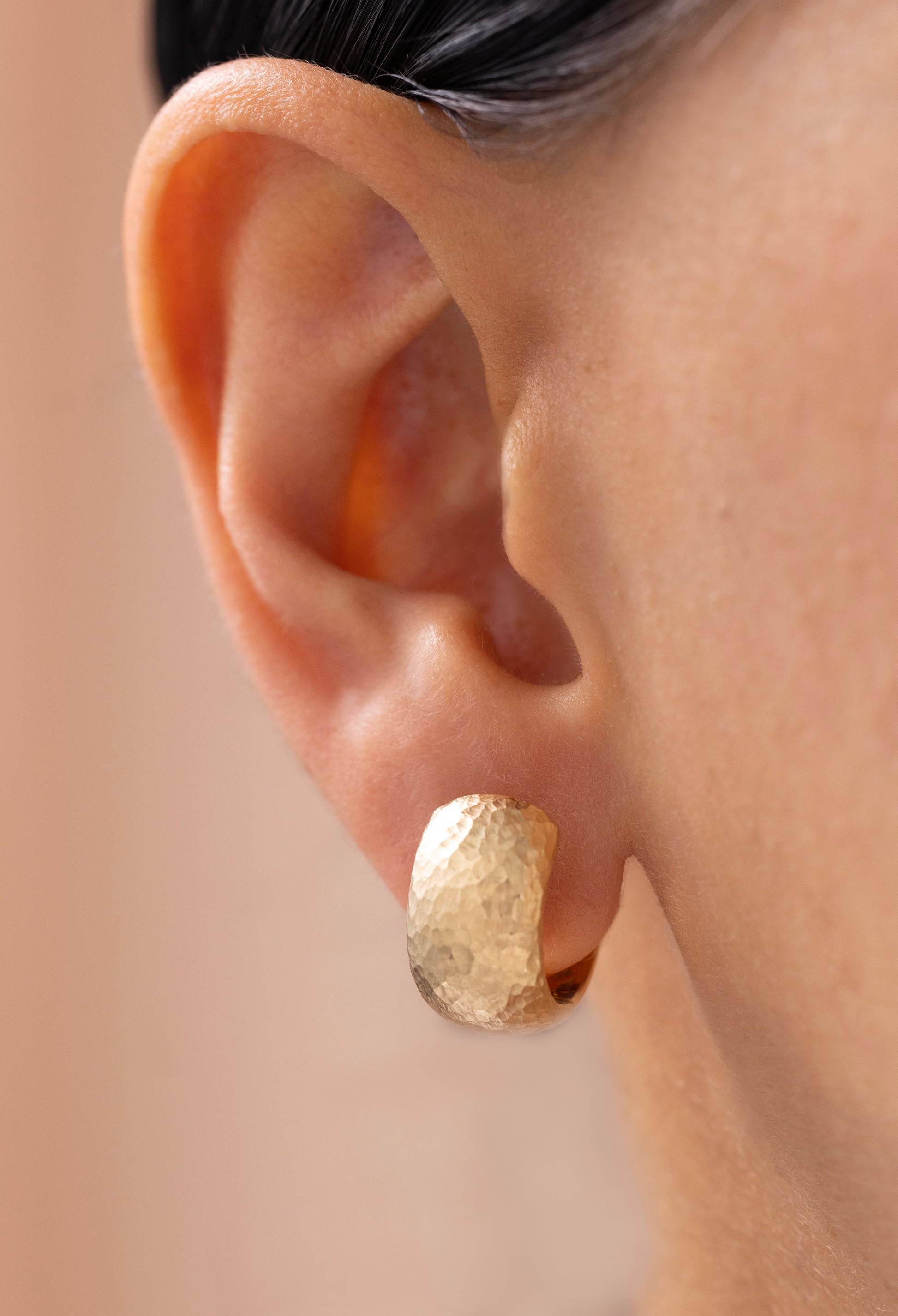 Cetaş Eterna Vintage Dövme 14 Ayar Altın Küpe