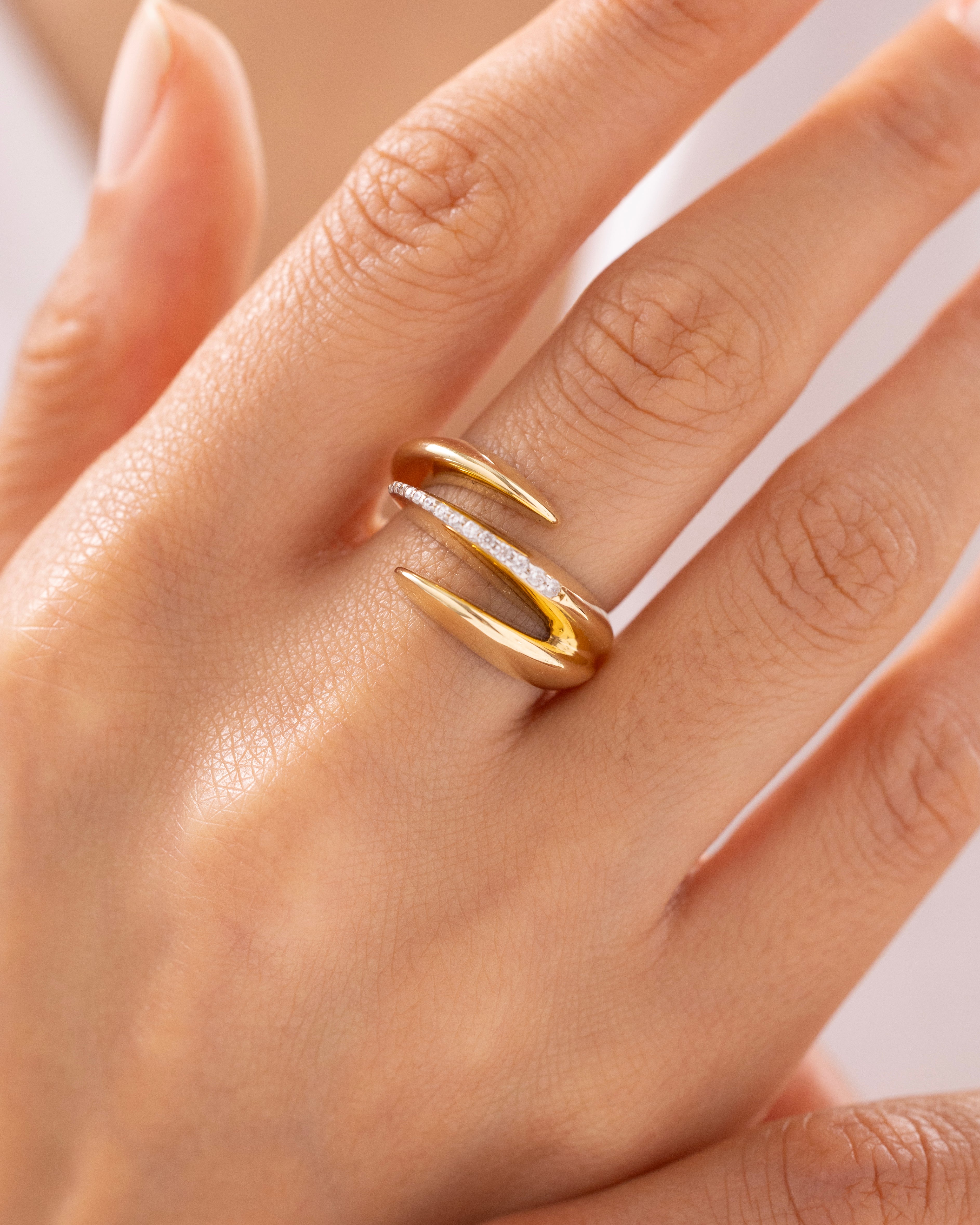 Cetaş Eterna Taşlı Üç Bant 14 Ayar Altın Yüzük