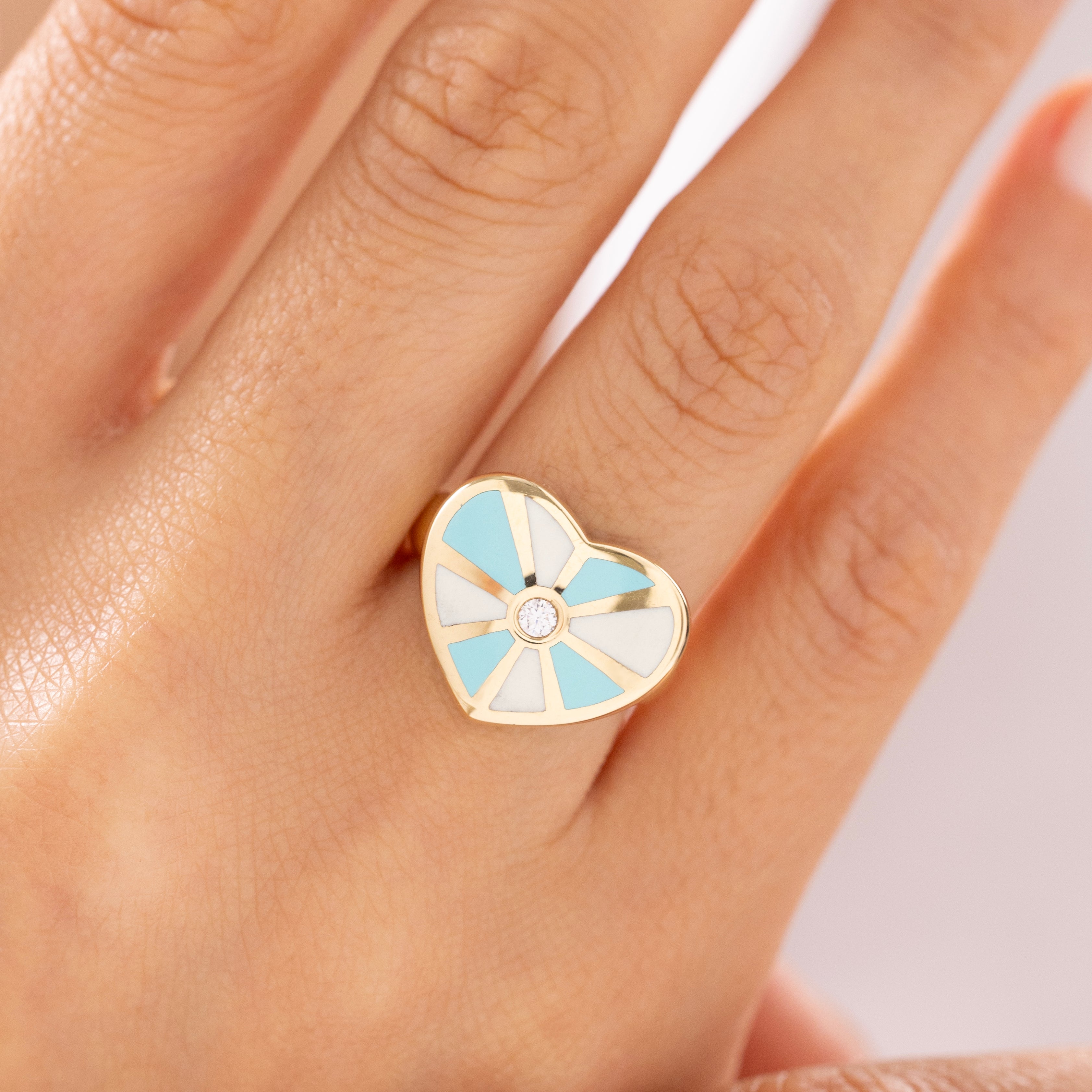 Cetaş Eterna Mineli Kalp 14 Ayar Altın Yüzük