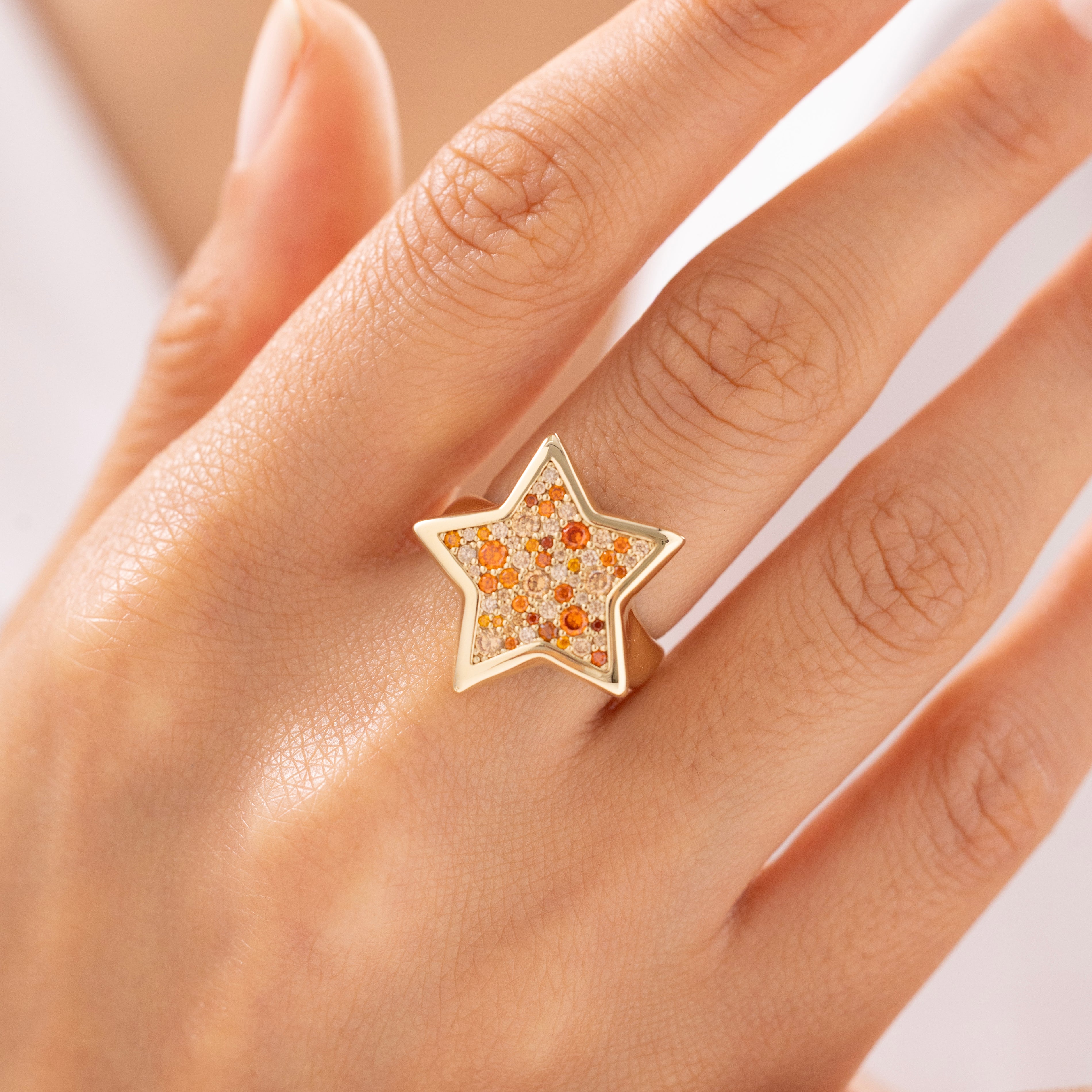 Cetaş Eterna Taşlı Yıldız 14 Ayar Altın Yüzük