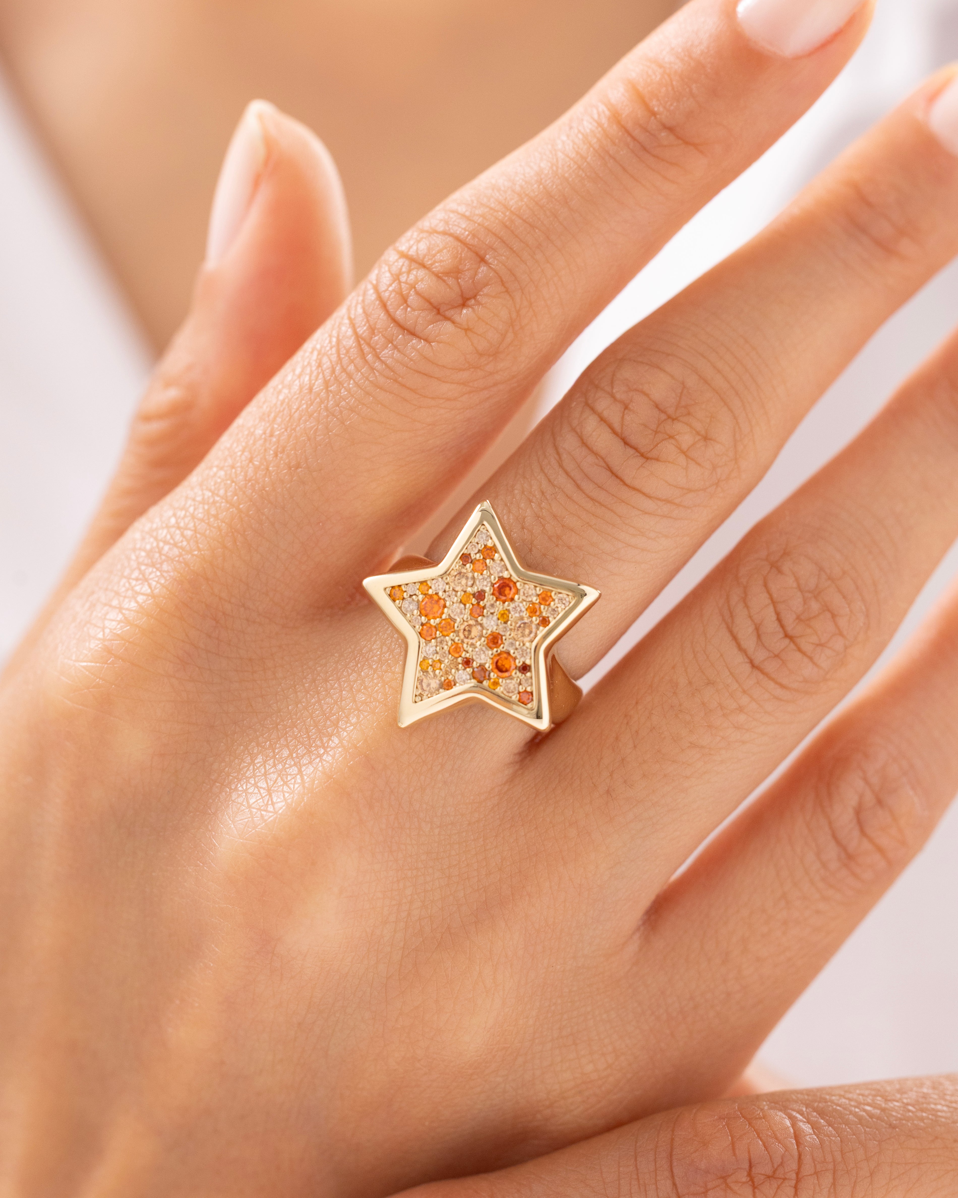 Cetaş Eterna Taşlı Yıldız 14 Ayar Altın Yüzük