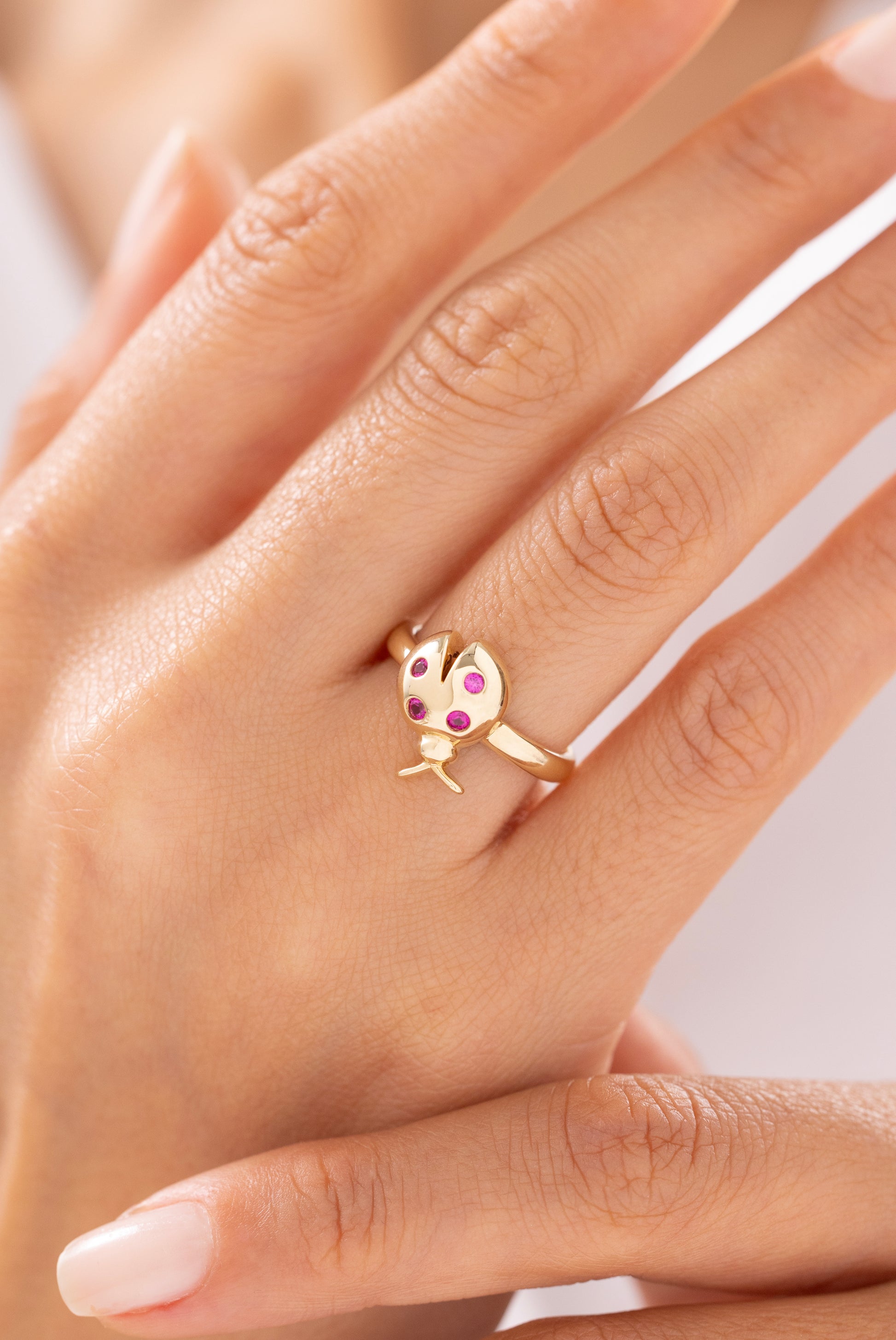 Cetaş Eterna Uğur Böceği 14 Ayar Altın Yüzük