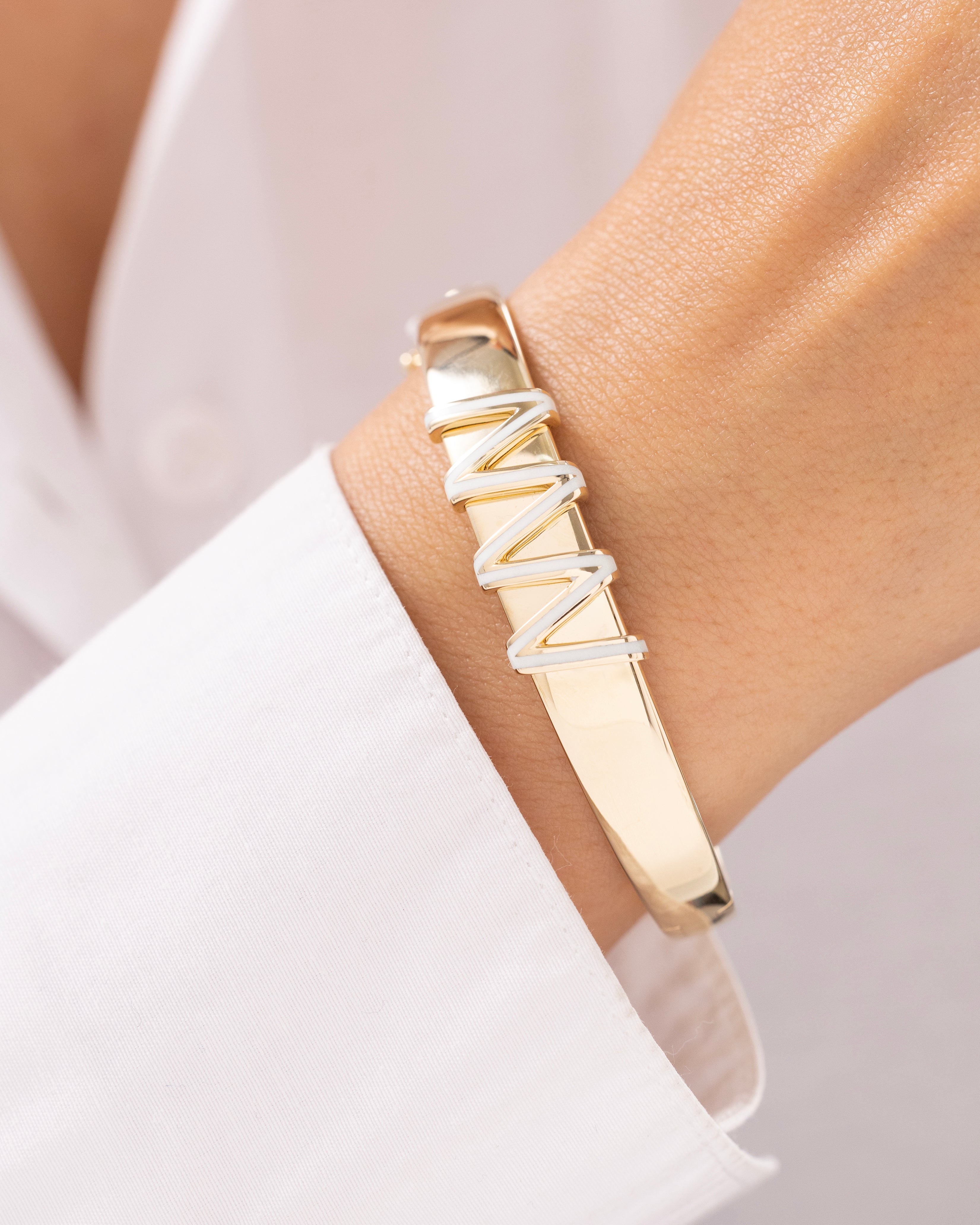 Cetaş Eterna Modern Mineli 14 Ayar Altın Kelepçe