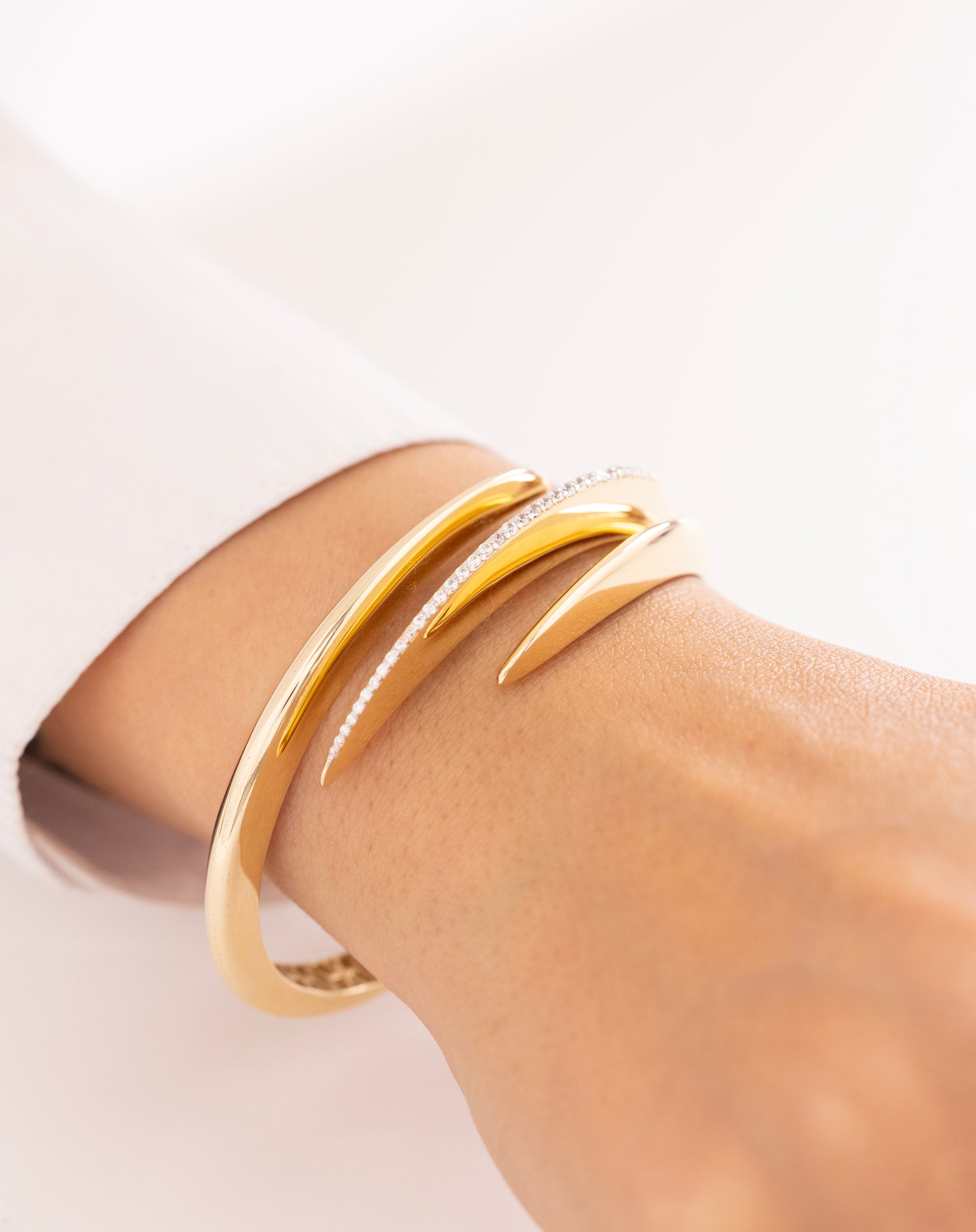 Cetaş Eterna Üçlü Tasarım 14 Ayar Altın Kelepçe