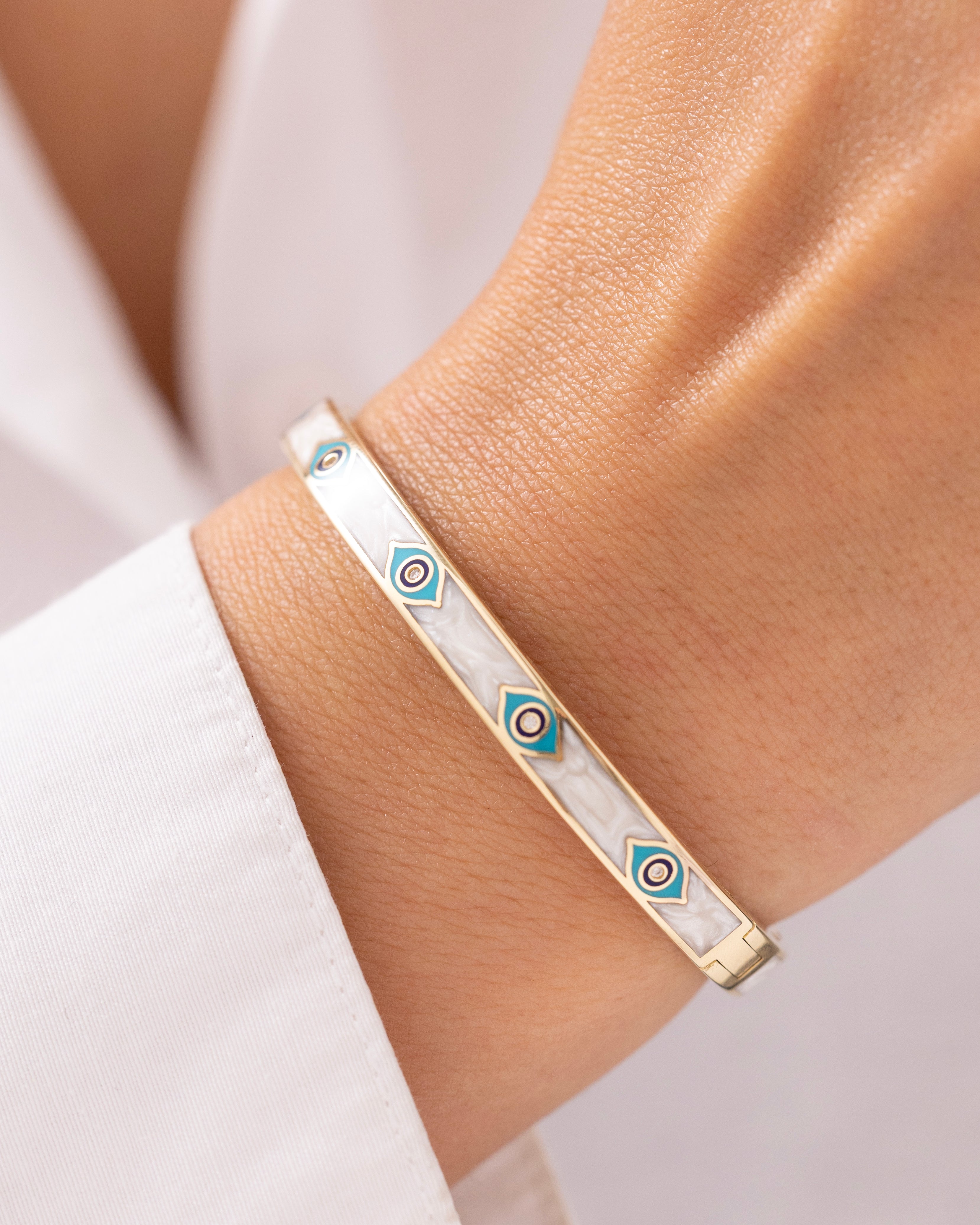 Cetaş Eterna Sedefli Nazar Boncuğu 14 Ayar Altın Kelepçe