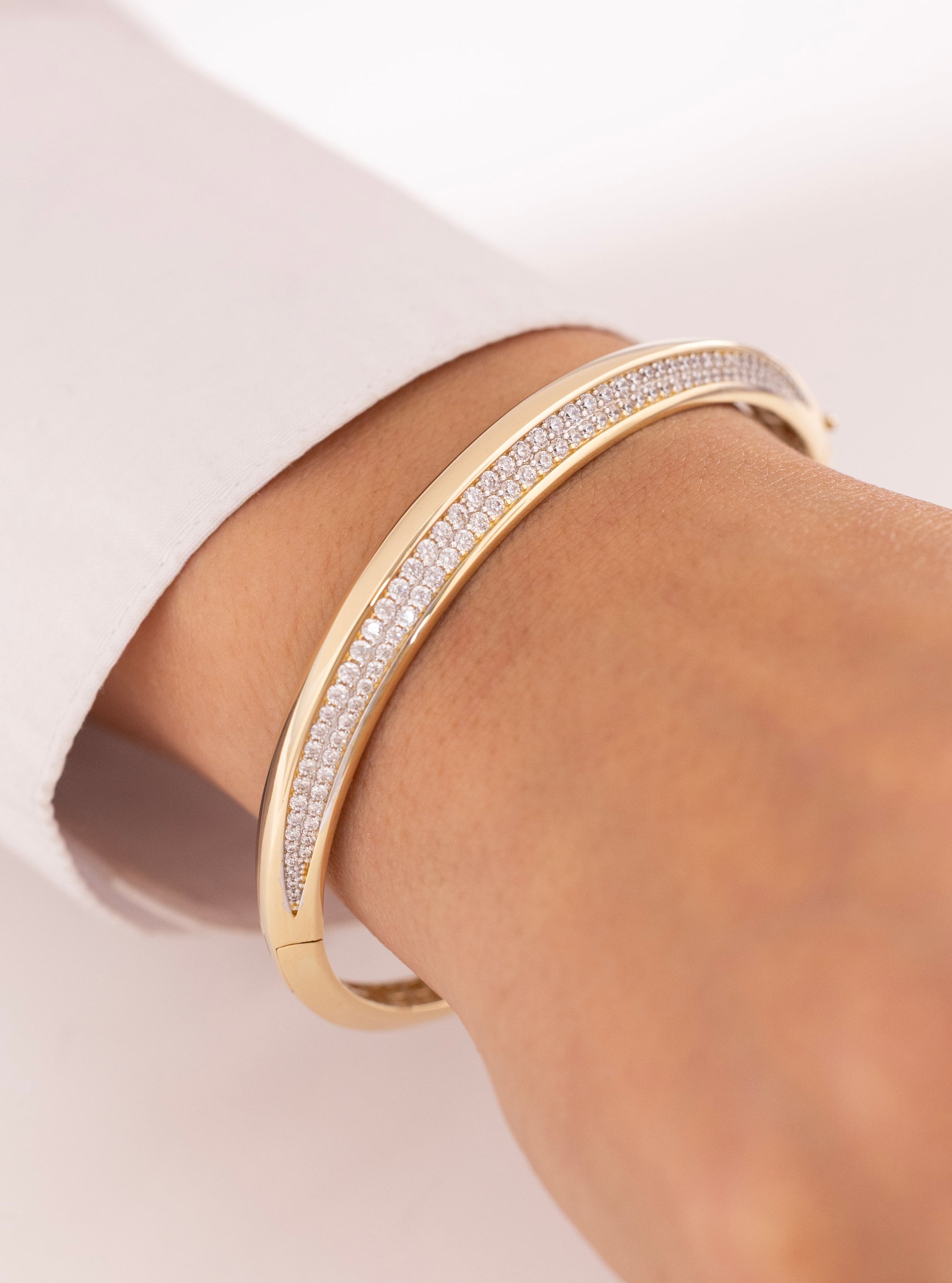 Cetaş Eterna Taşlı 14 Ayar Altın Kelepçe