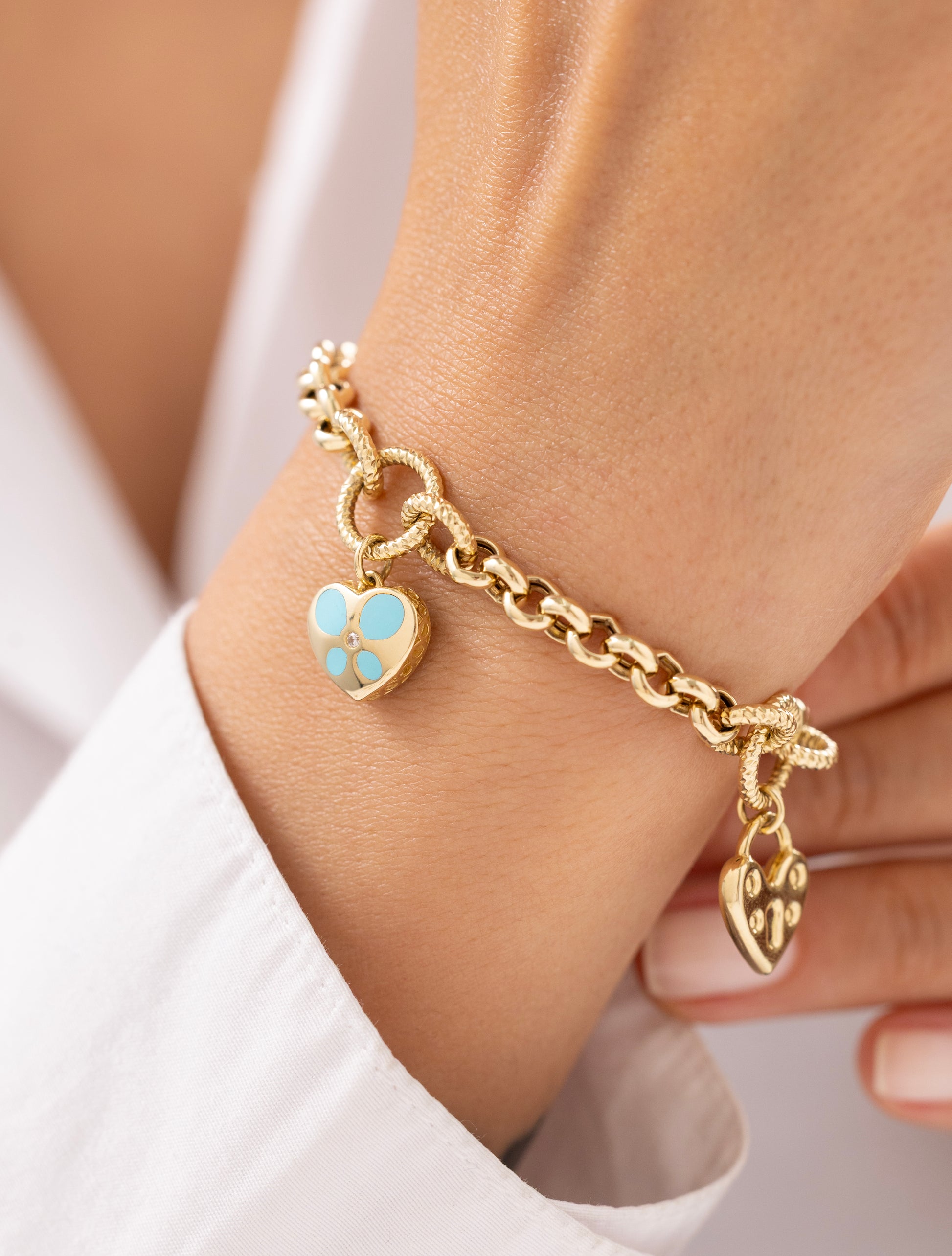 Cetaş Eterna Mavi Kalp Charm 14 Ayar Altın Bileklik