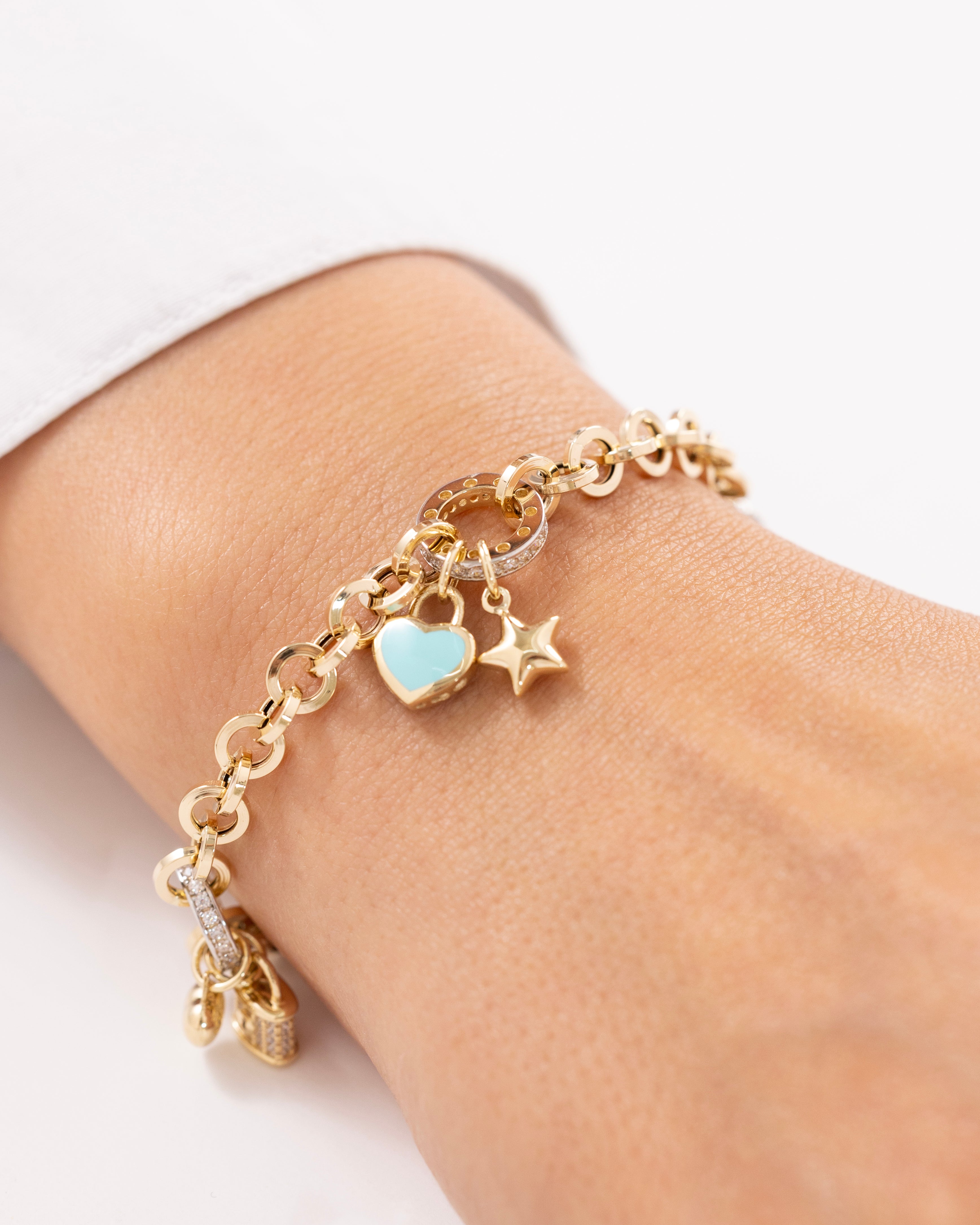 Cetaş Eterna Kalpli Yıldız Charmlı 14 Ayar Altın Bileklik