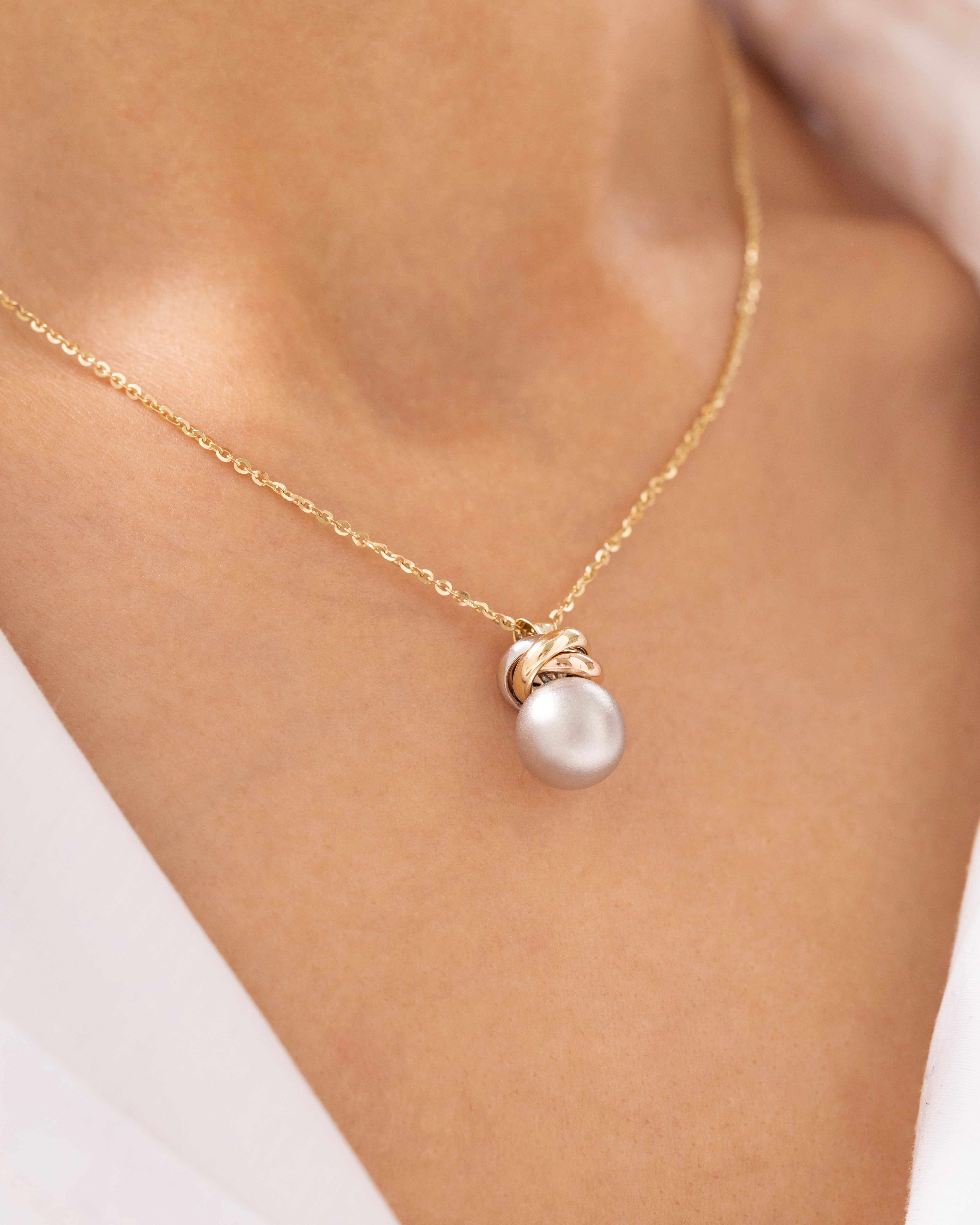 Cetaş Eterna Üç Renkli Düğüm 14 Ayar Altın Kolye