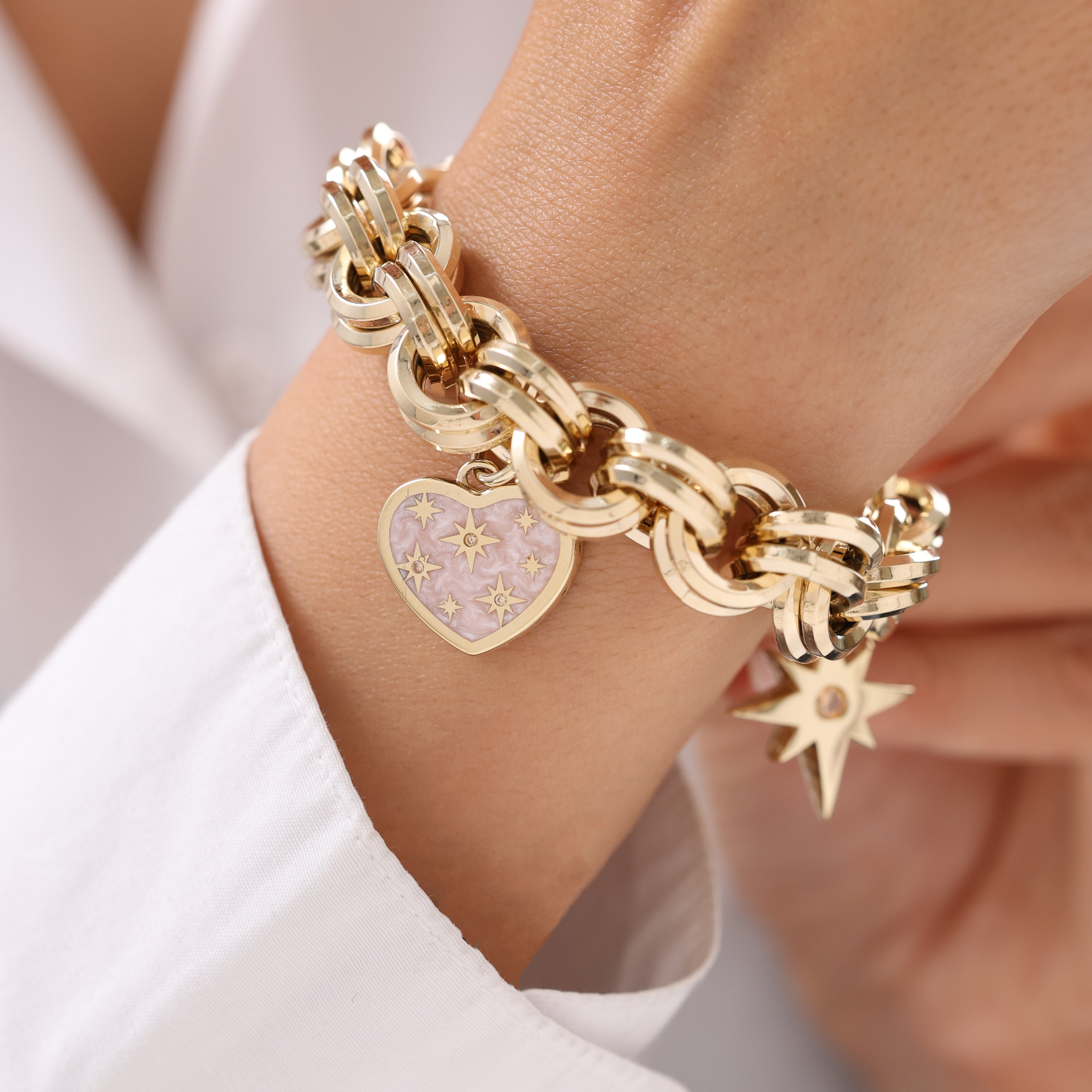 Cetaş Eterna Yıldızlı Kalp Charm 14 Ayar Altın Bileklik