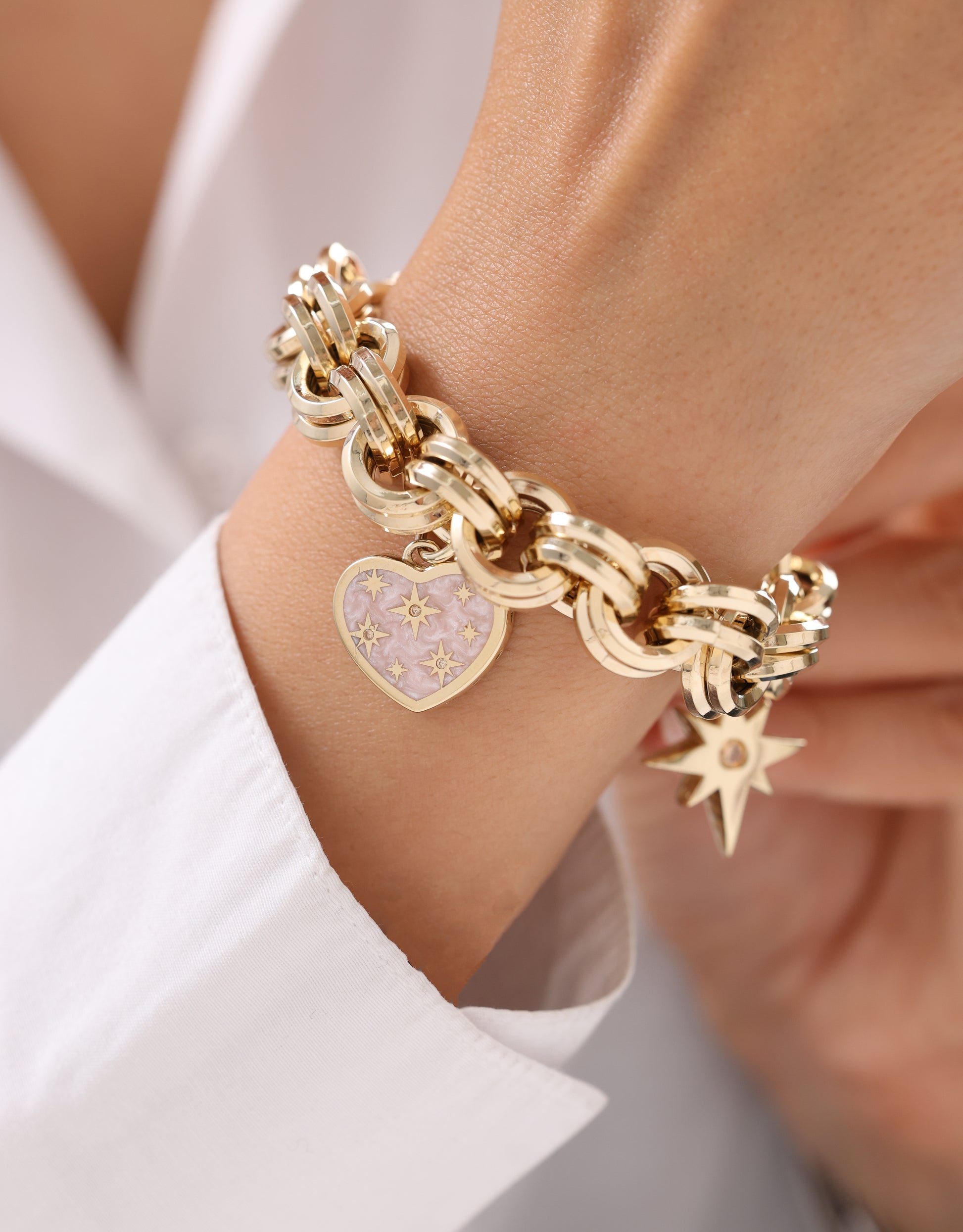 Cetaş Eterna Yıldızlı Kalp Charm 14 Ayar Altın Bileklik